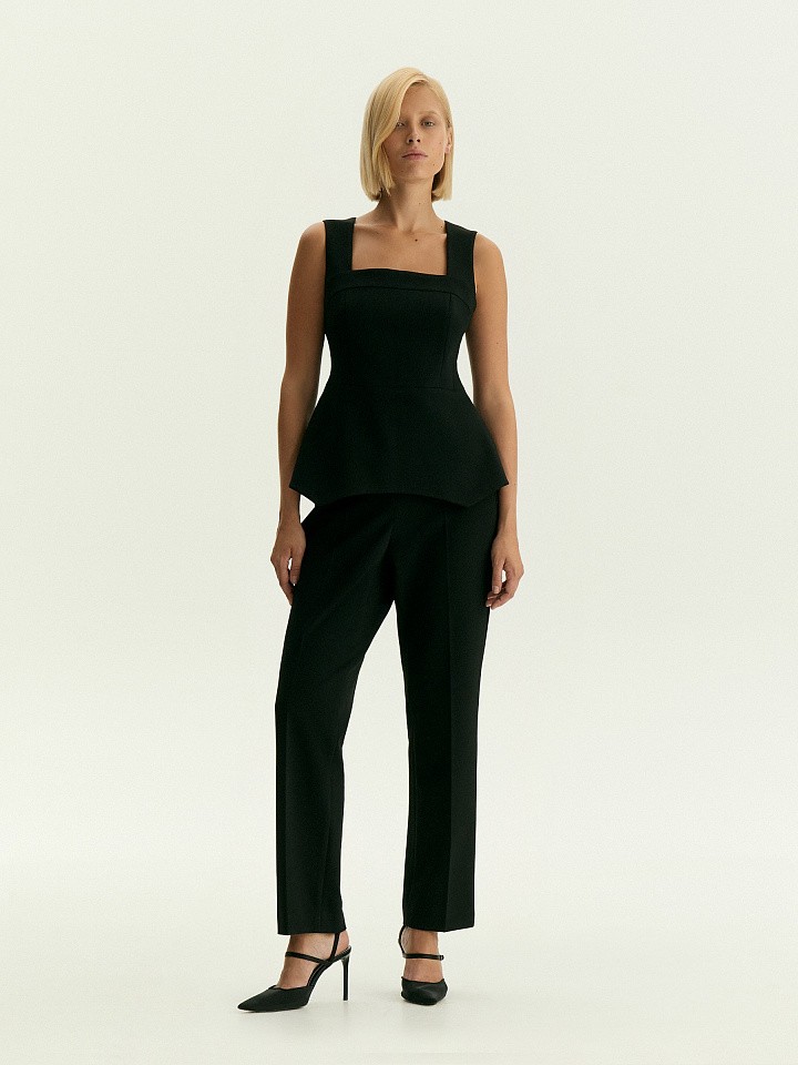 Брюки зауженного кроя