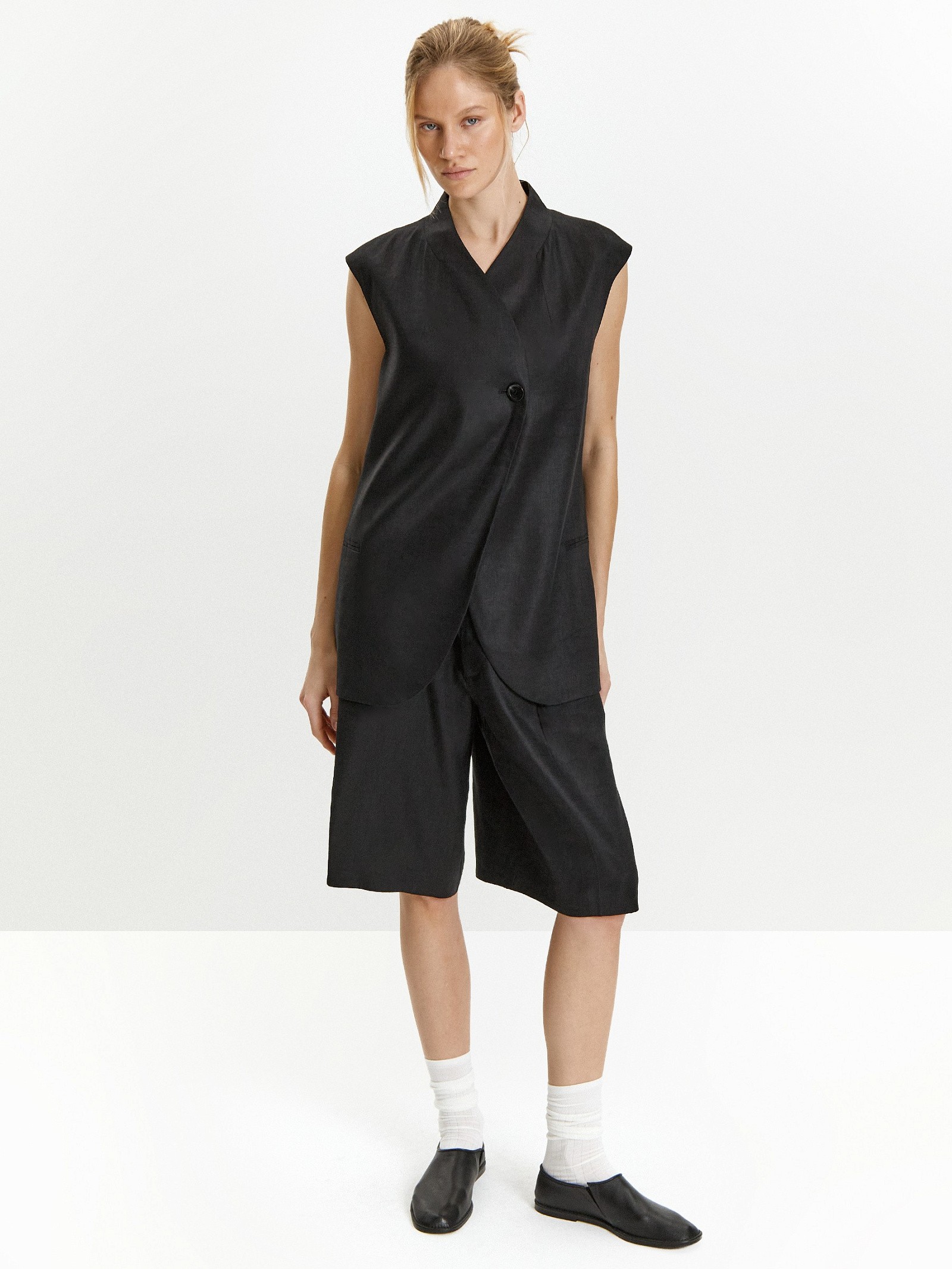 Жилет прямого кроя