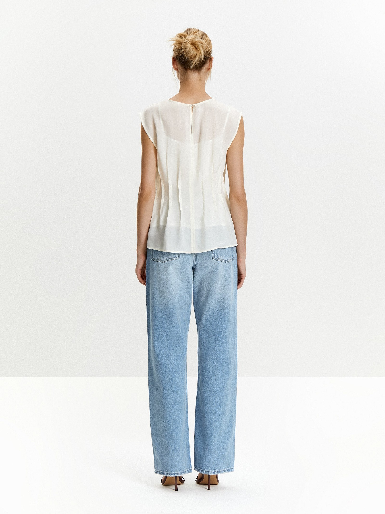 Блузка однотонная