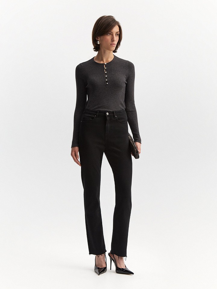 Джинсы Slim Fit 549