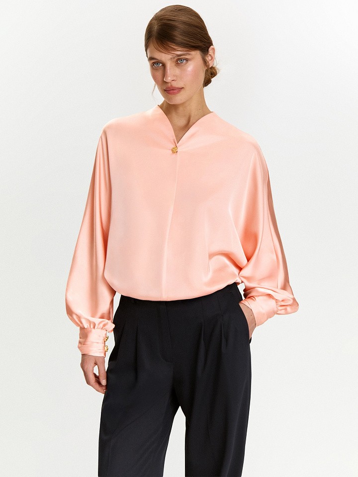 Блузка с длинным рукавом