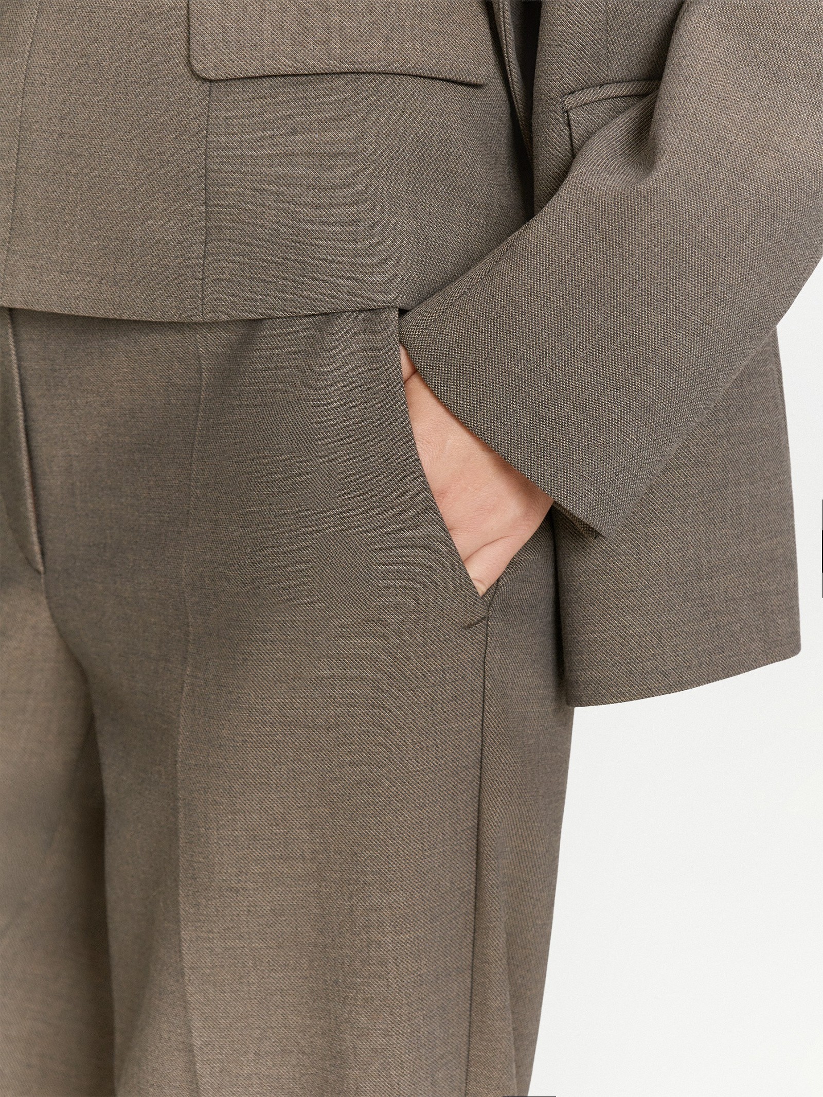 Зауженные брюки