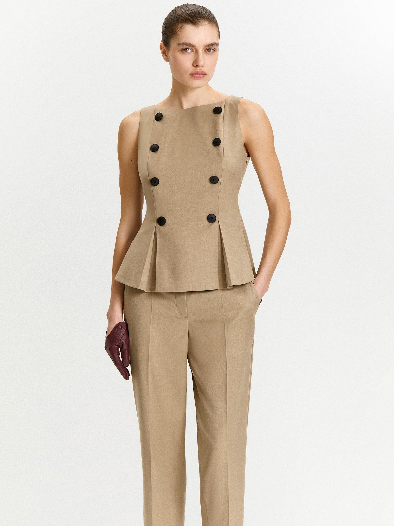 Брюки зауженного кроя