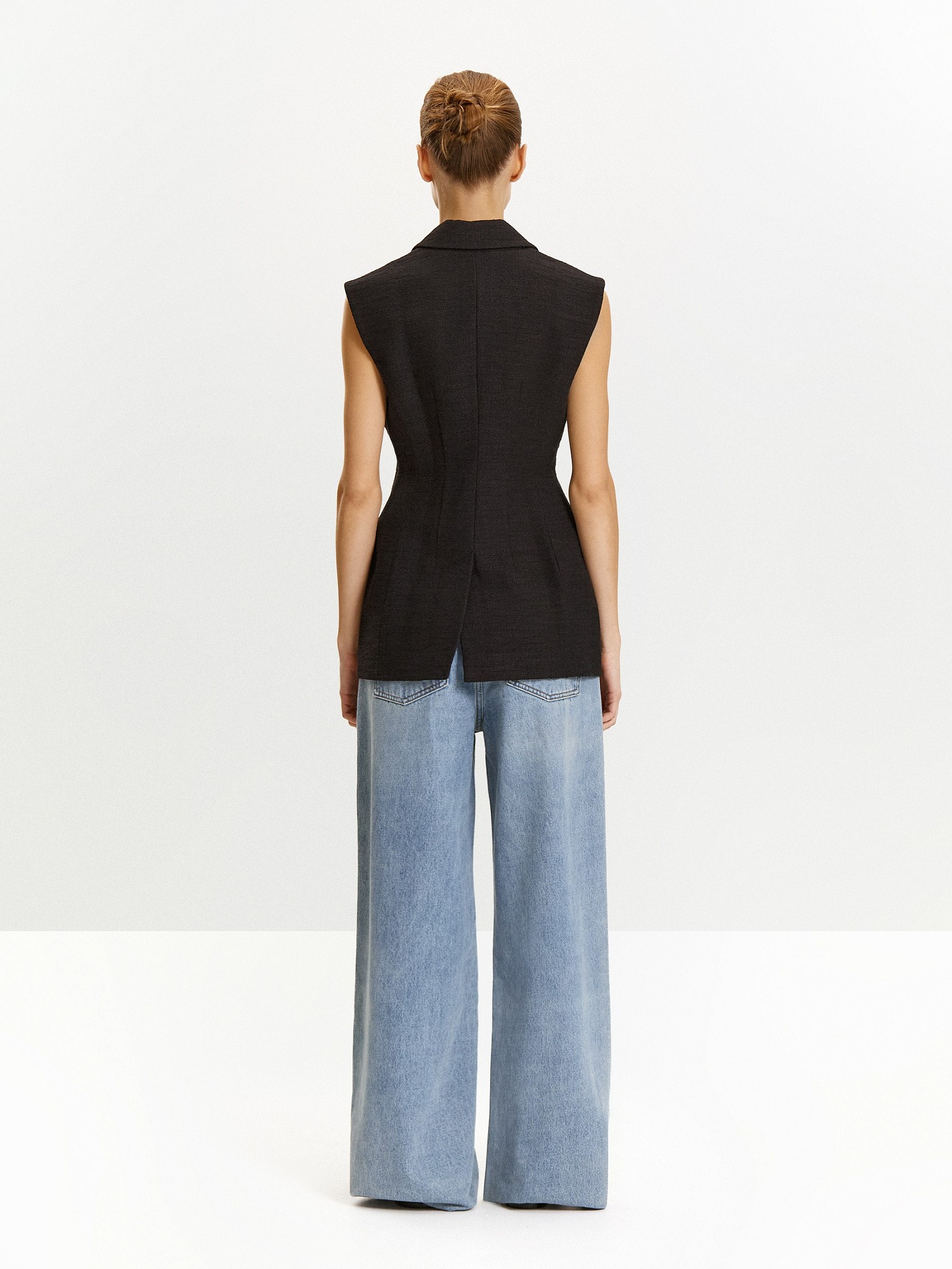 Жилет удлиненный