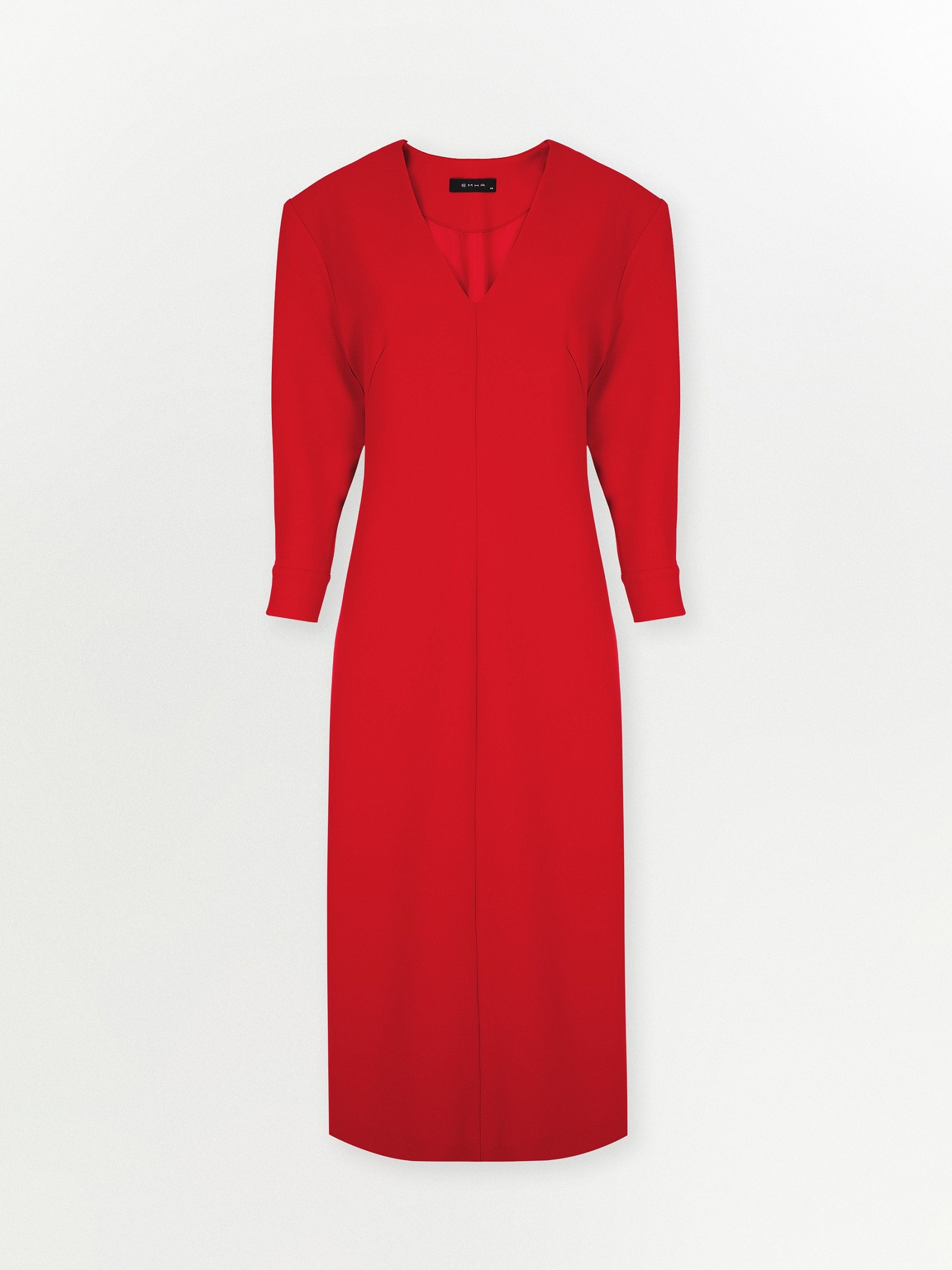 Платье приталенного кроя