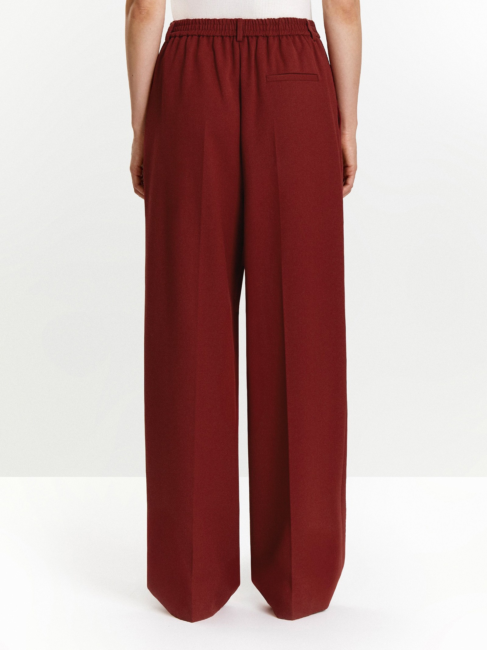 Брюки прямого кроя