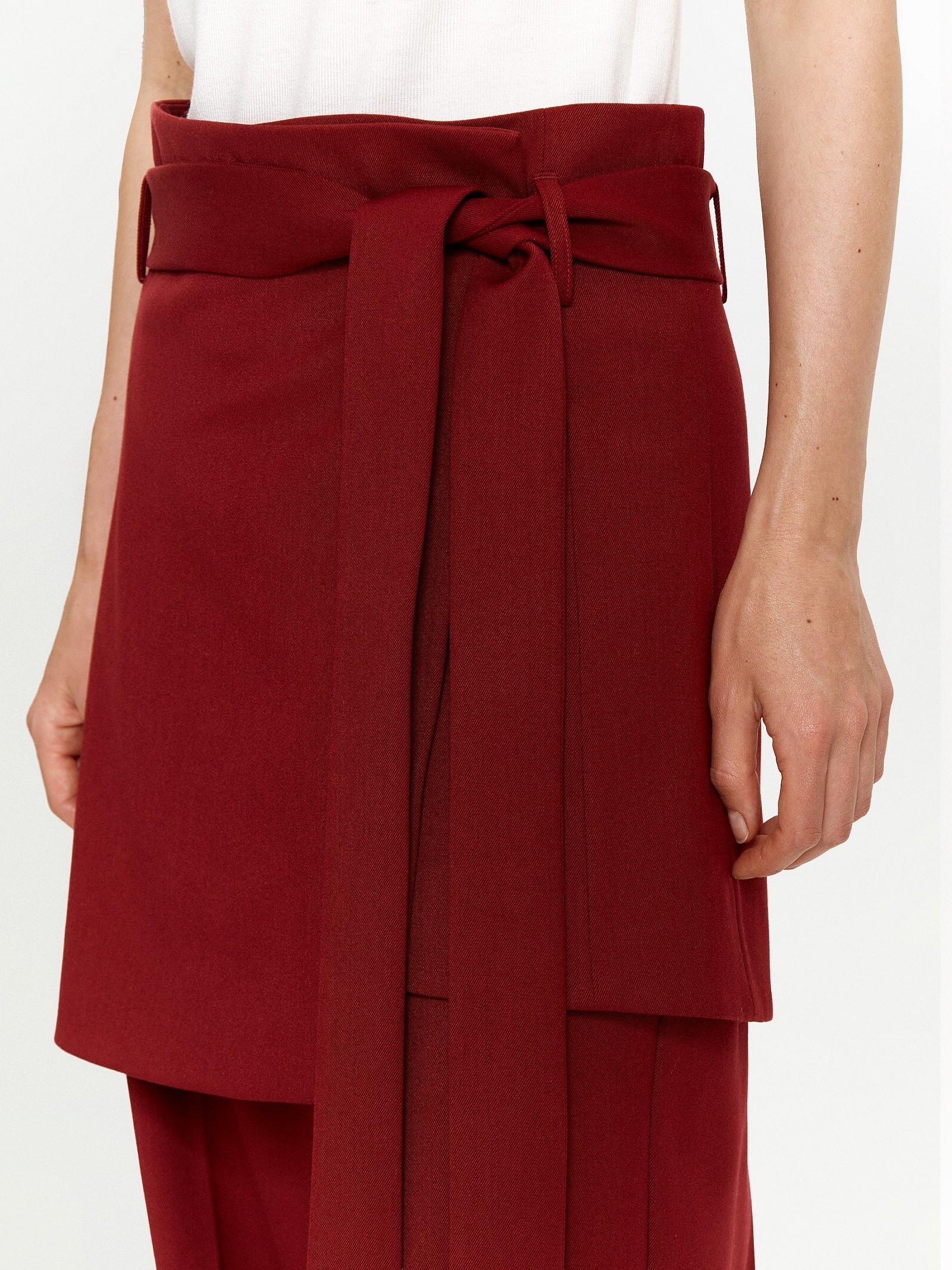 Юбка-мини с поясом