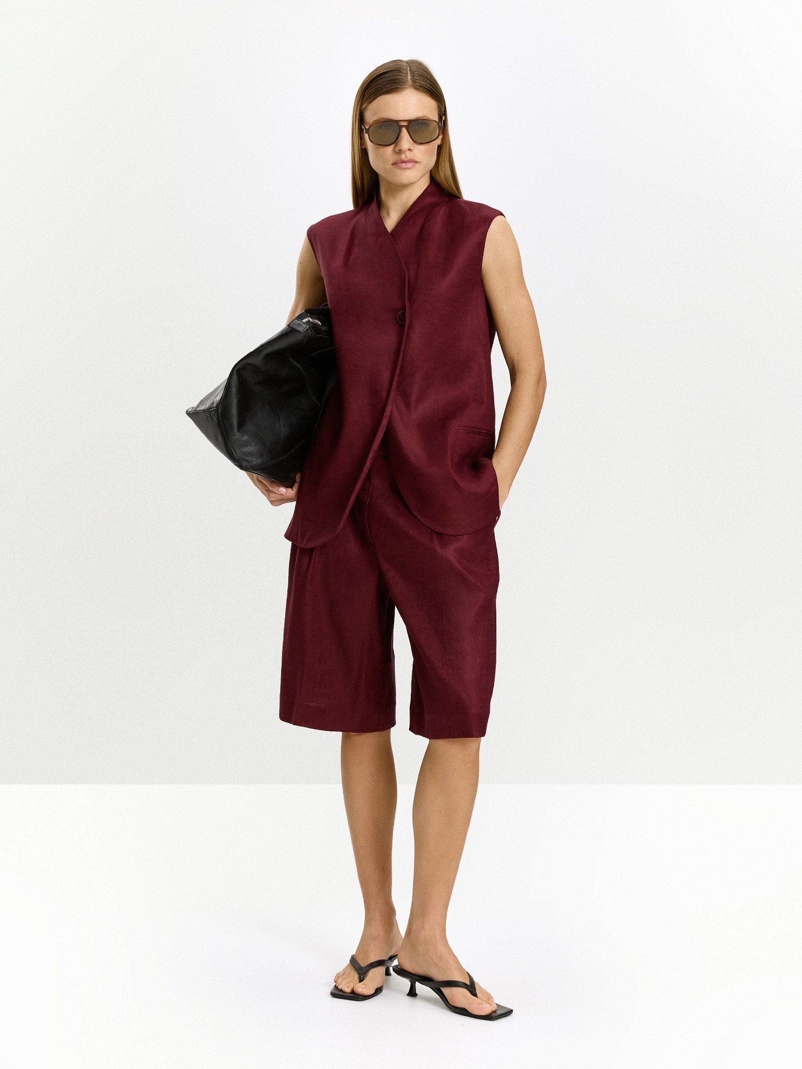 Жилет прямого кроя