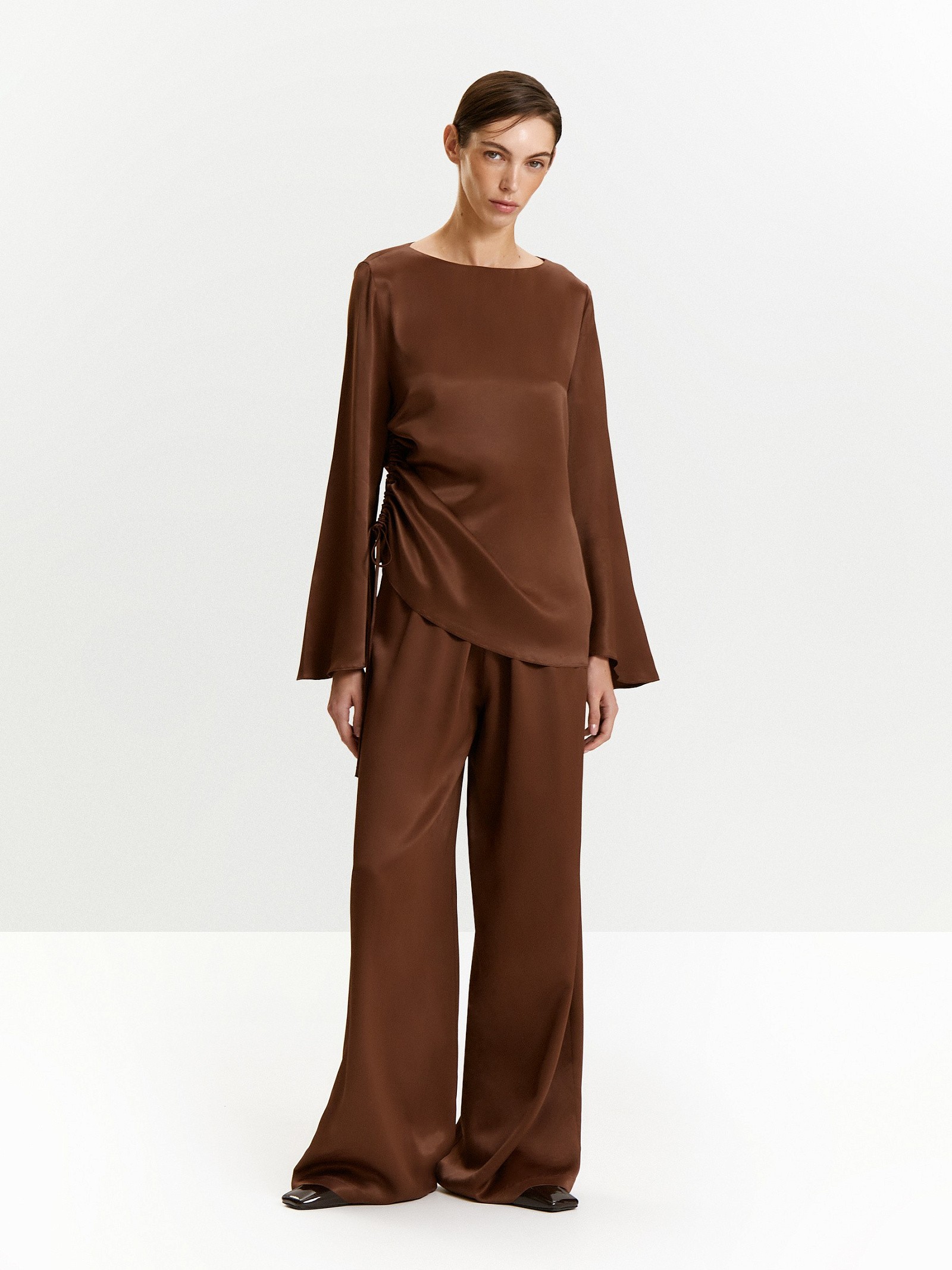 Брюки широкого кроя