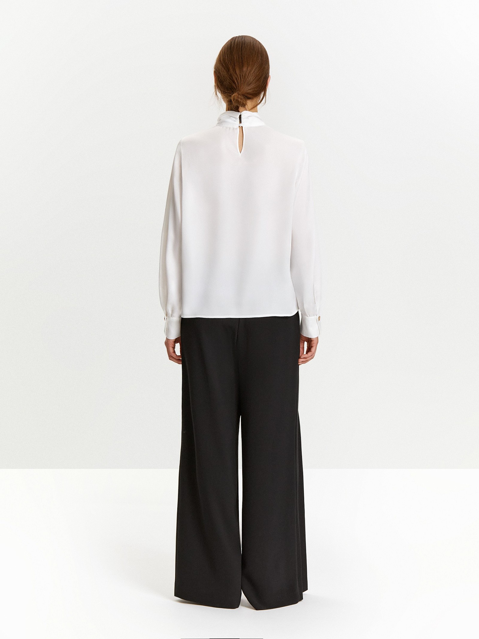 Блуза из костюмной ткани