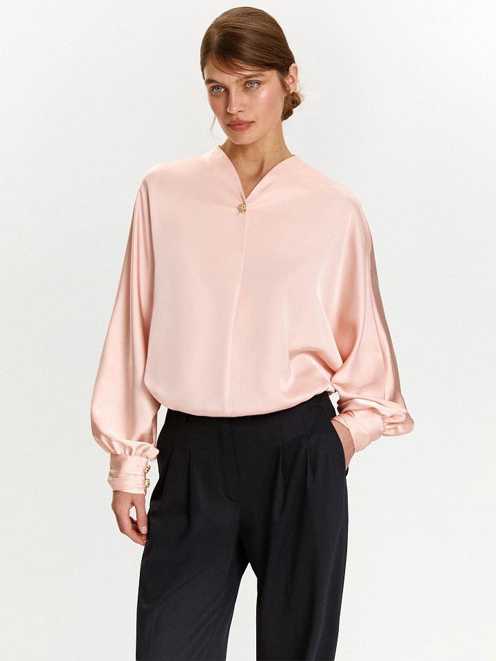 Блузка с длинным рукавом