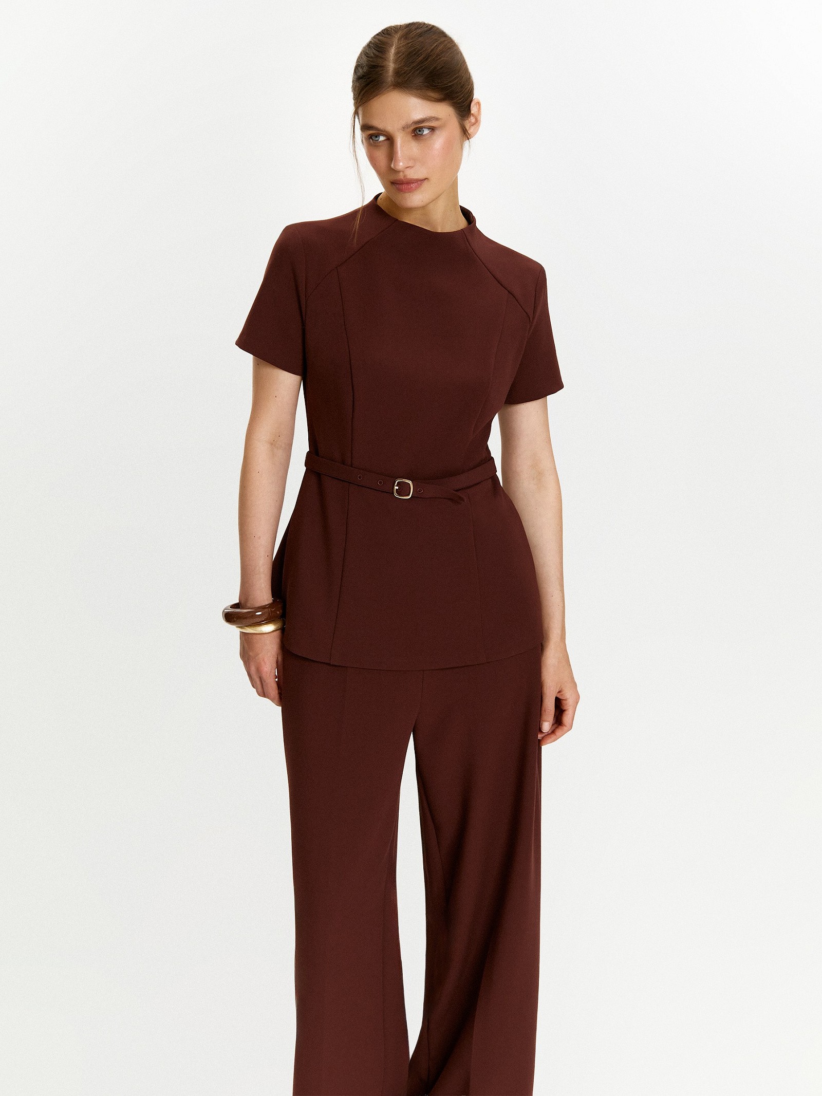 Блузка с поясом