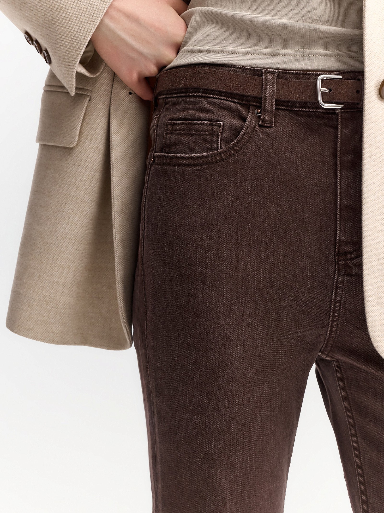 Джинсы Slim Fit 549