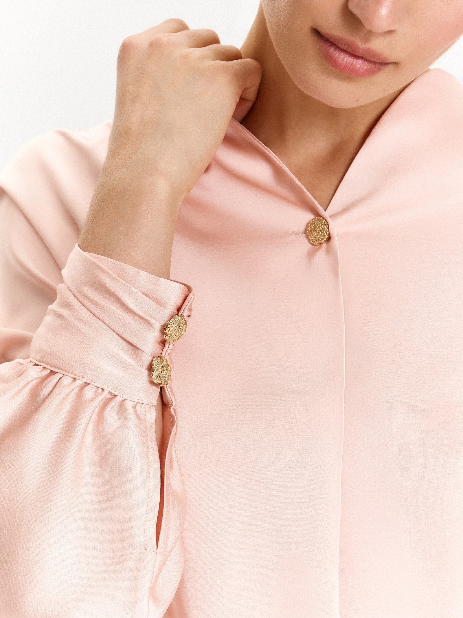 Блузка с длинным рукавом