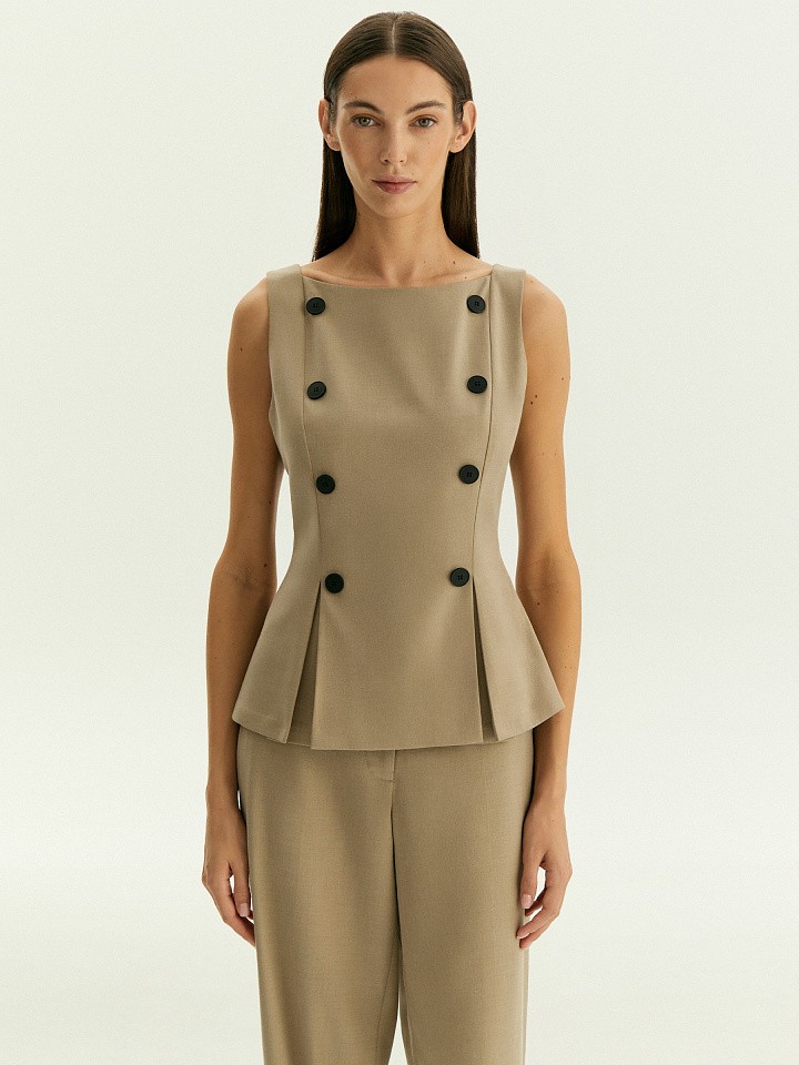 Блузка без рукавов