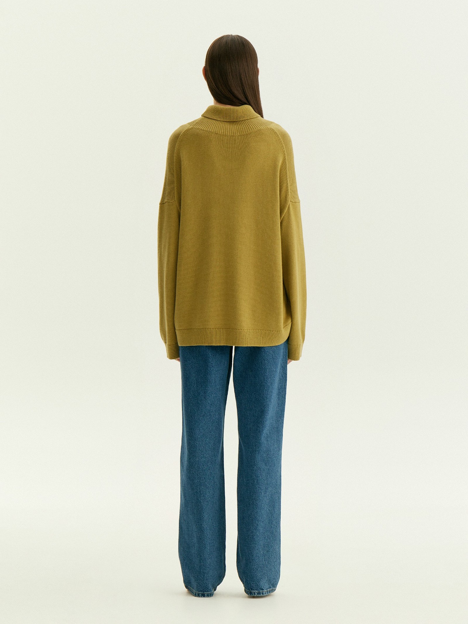 Свитер с высоким воротником из смесовой шерсти