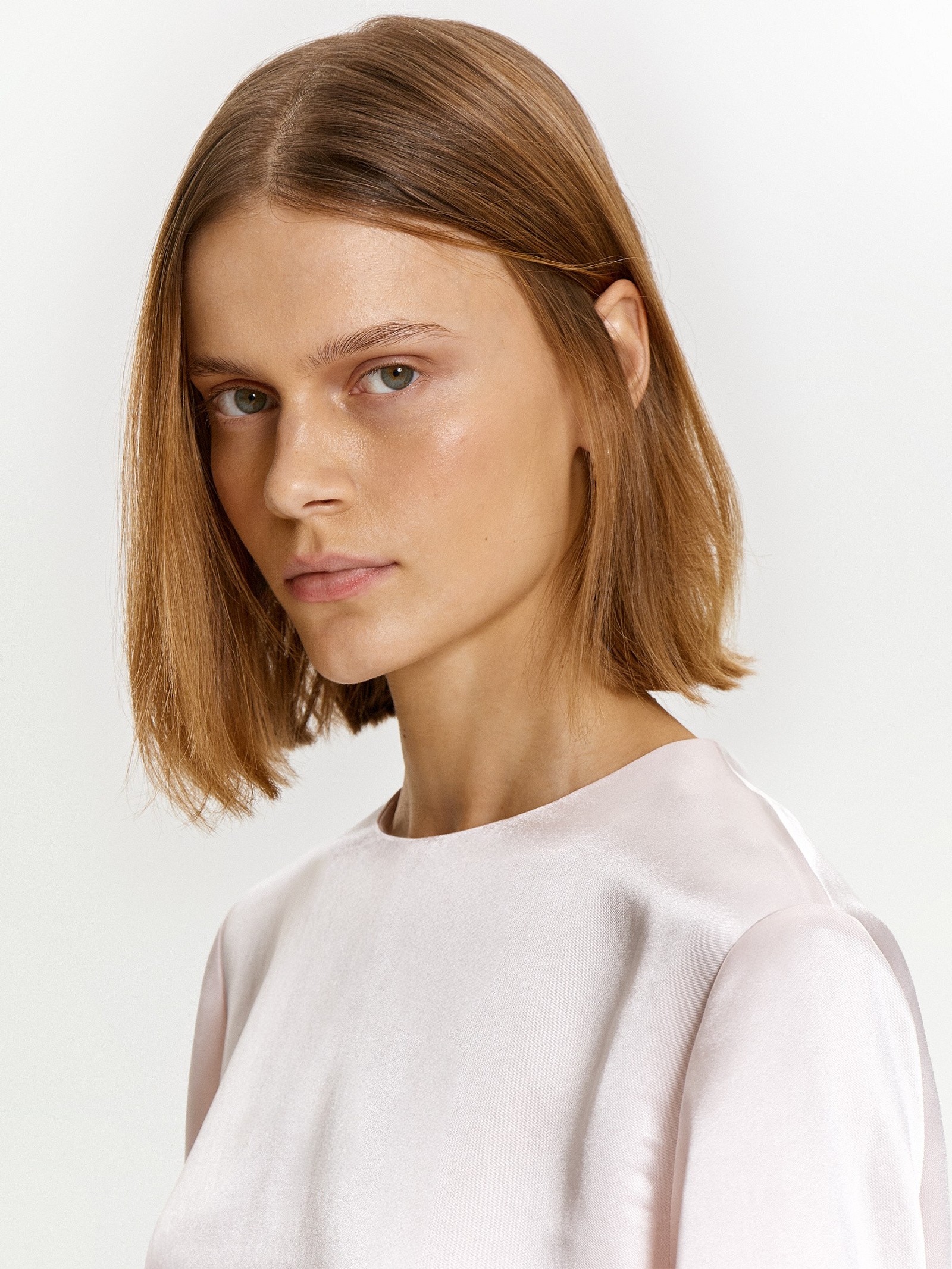 Блузка прямого кроя