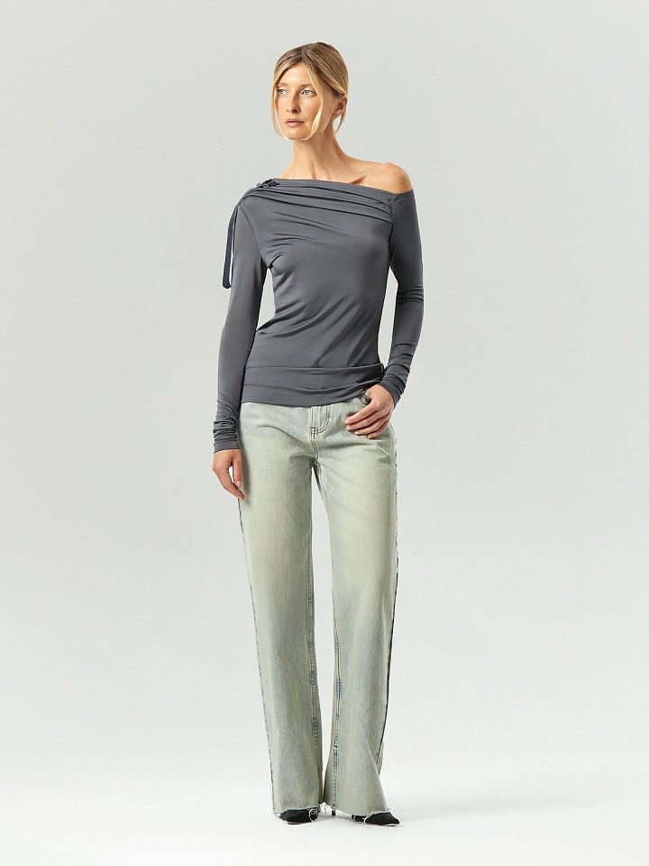 Лонгслив с ассиметрией