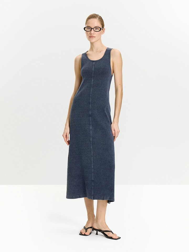 Платье расклешенное