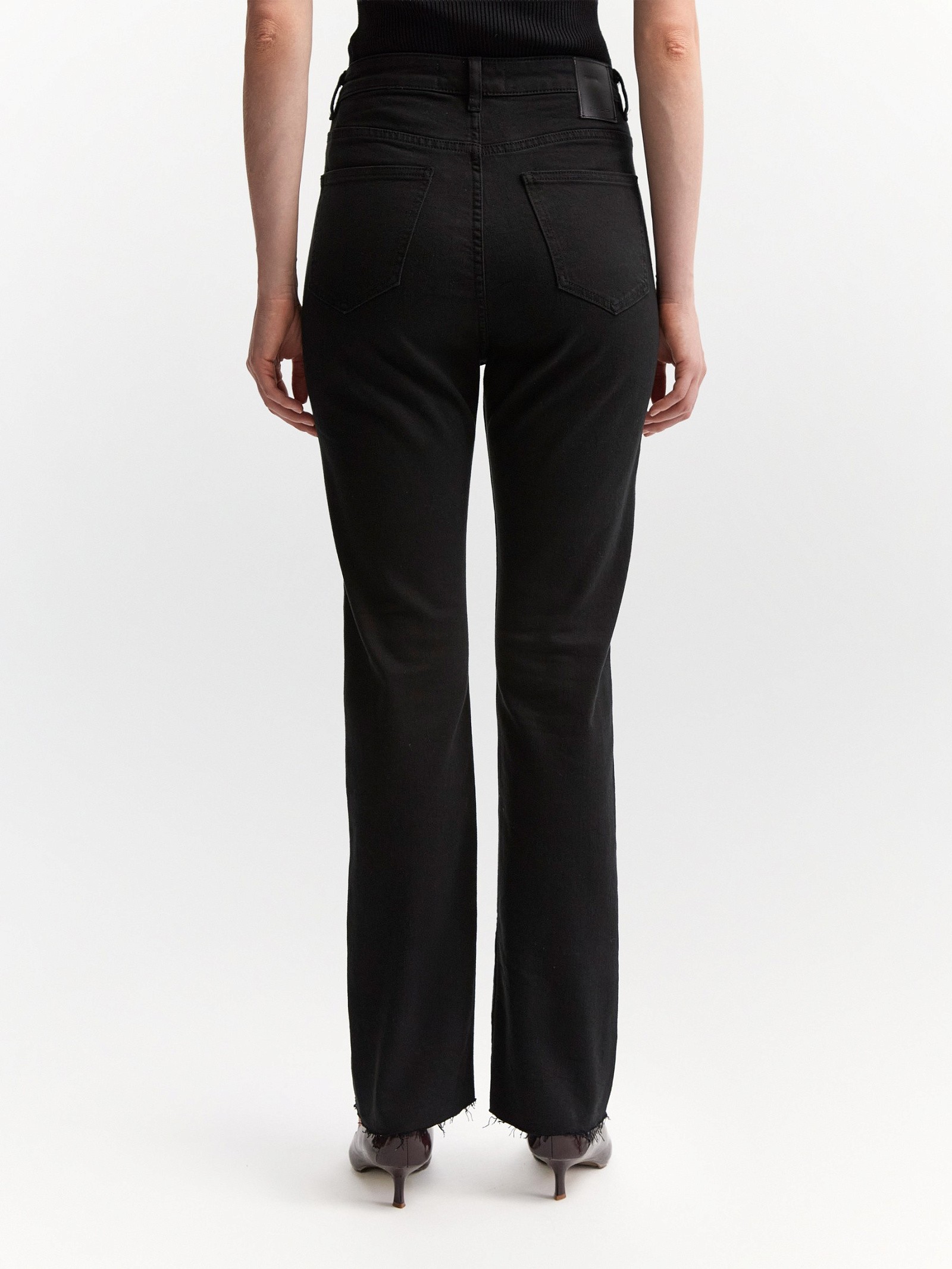 Джинсы Slim Fit 549
