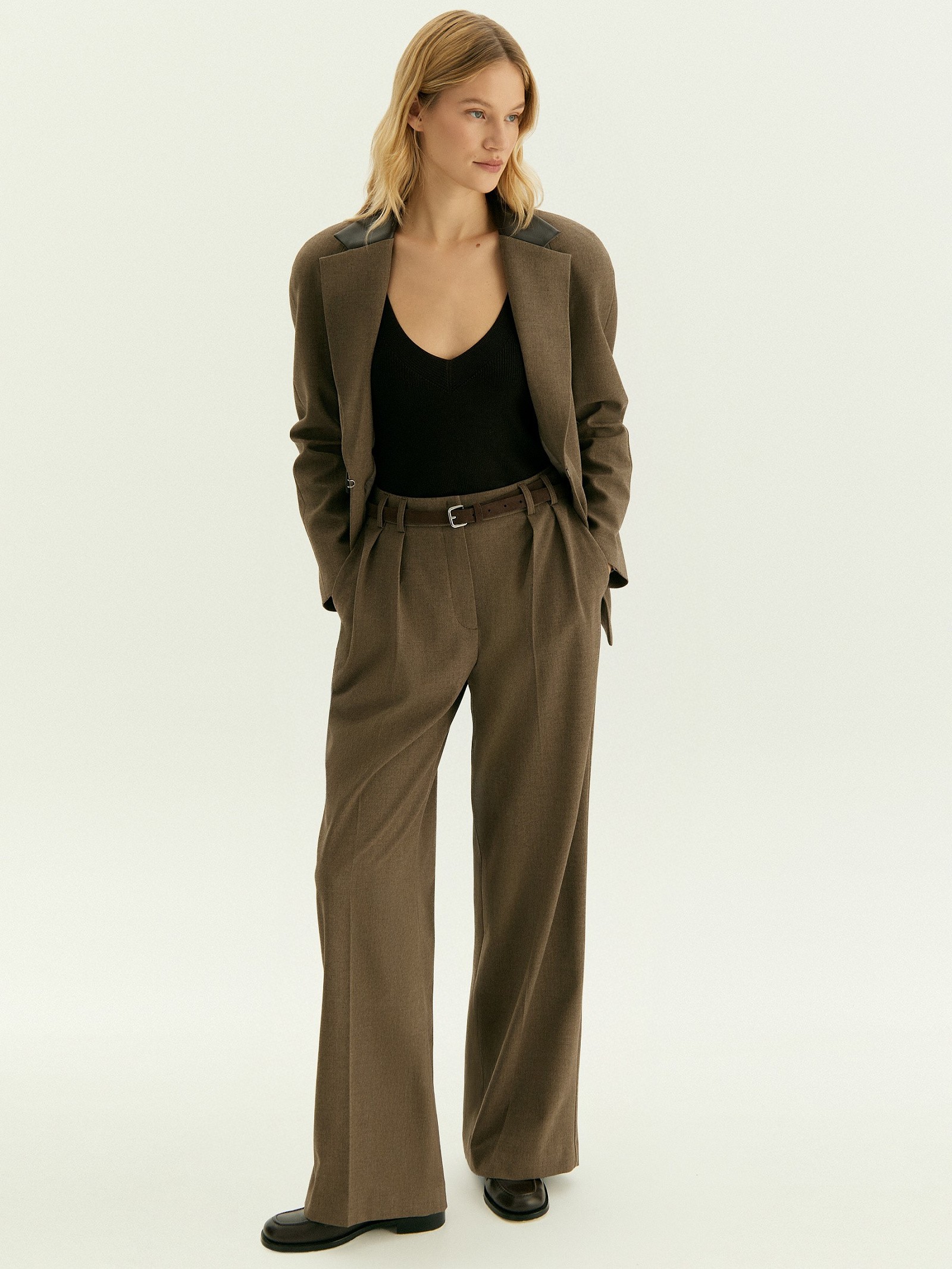 Брюки широкого кроя