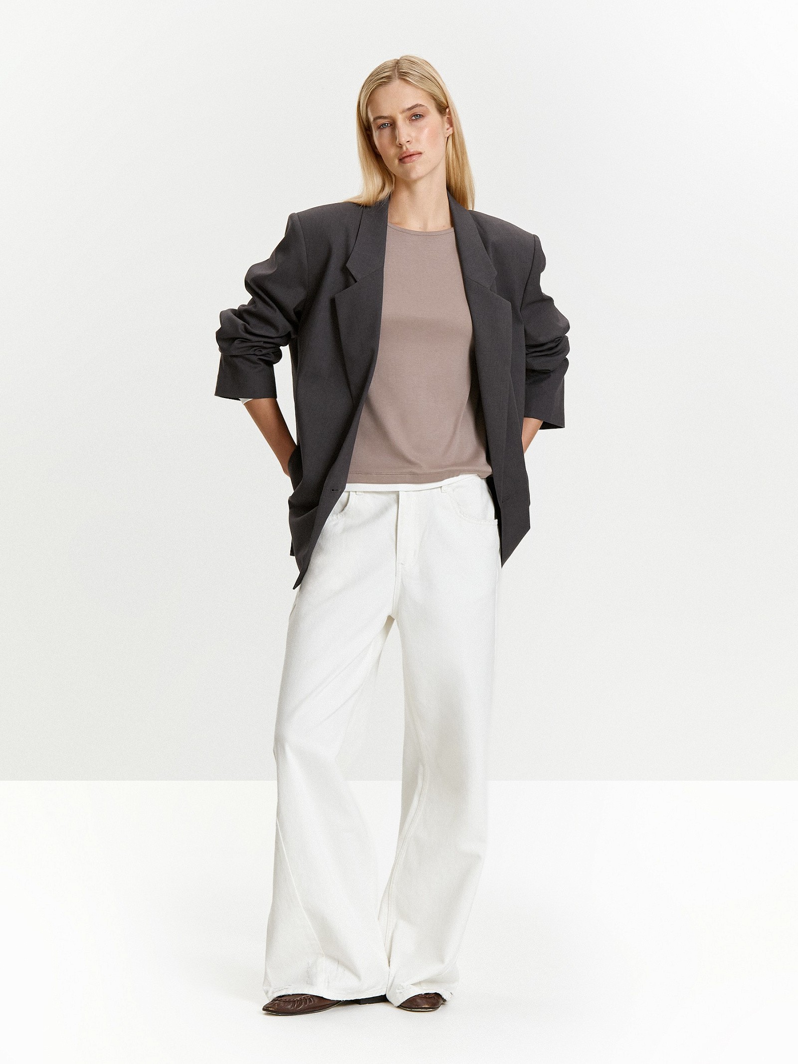 Лонгслив однотонный из вискозы