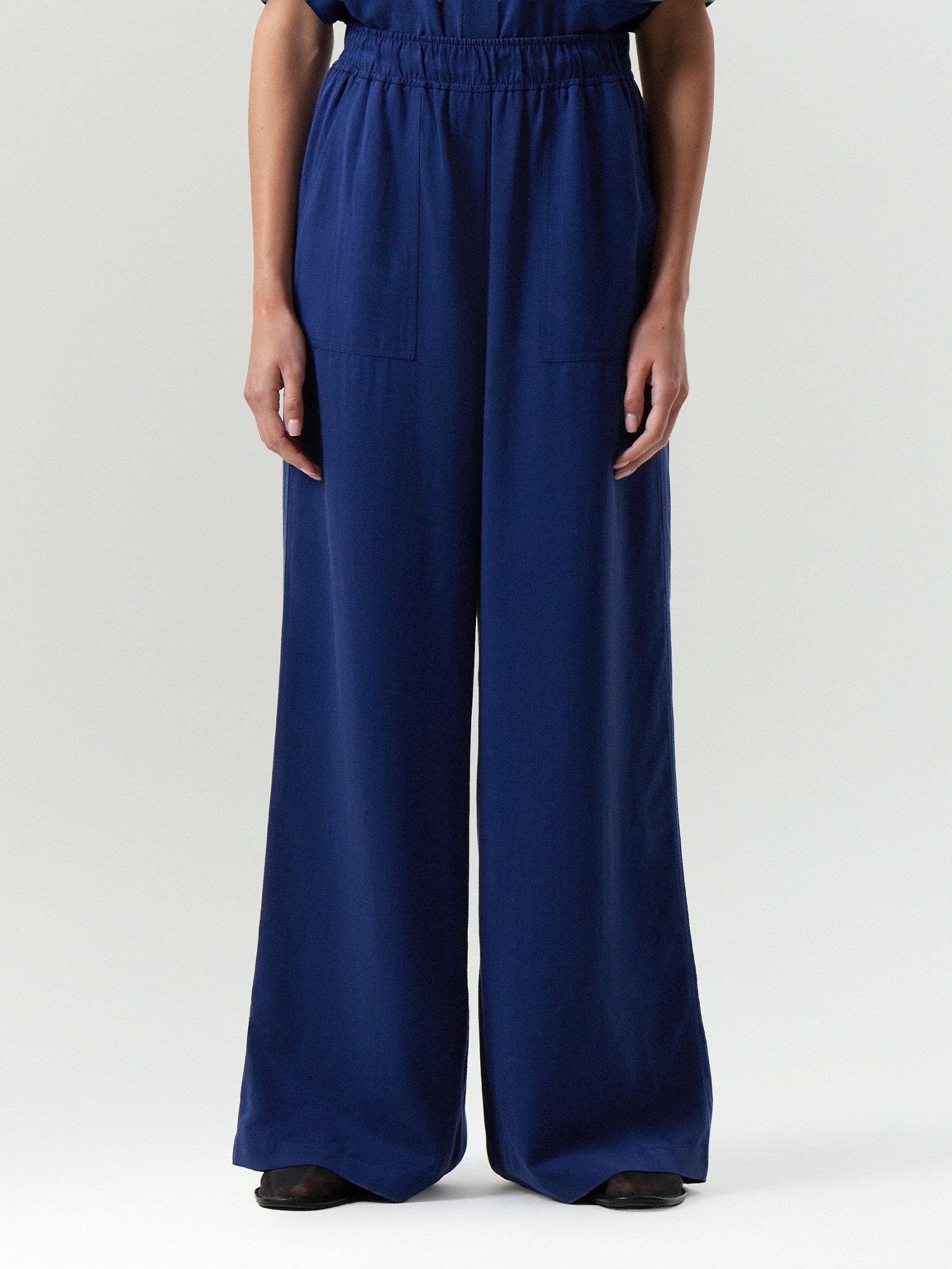 Брюки широкого кроя с добавлением льна