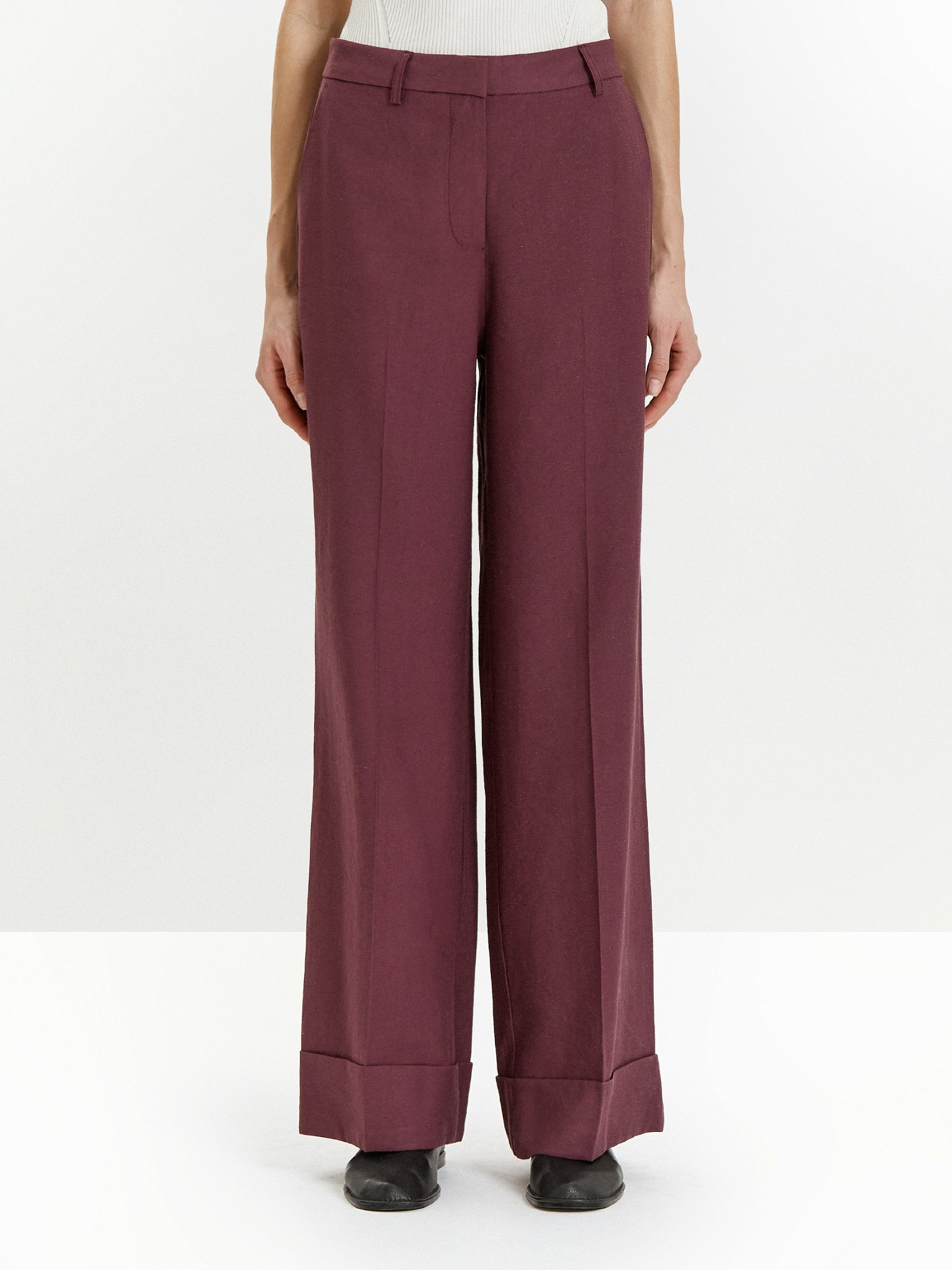 Брюки прямого кроя