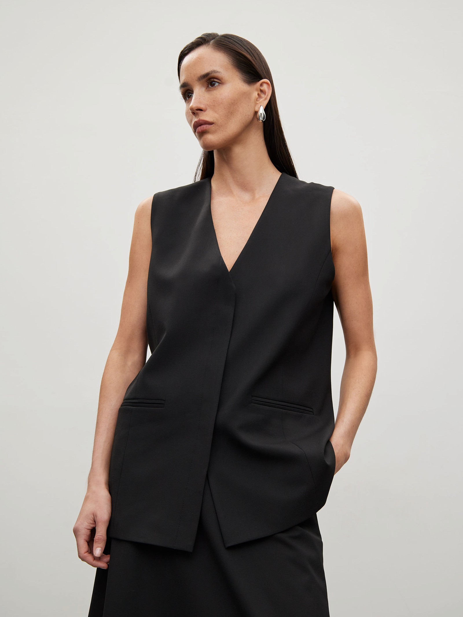 Жилет прямого кроя