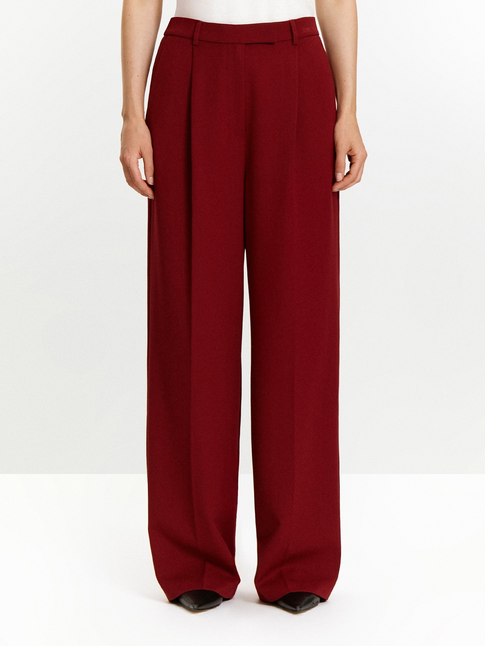 Брюки прямого кроя