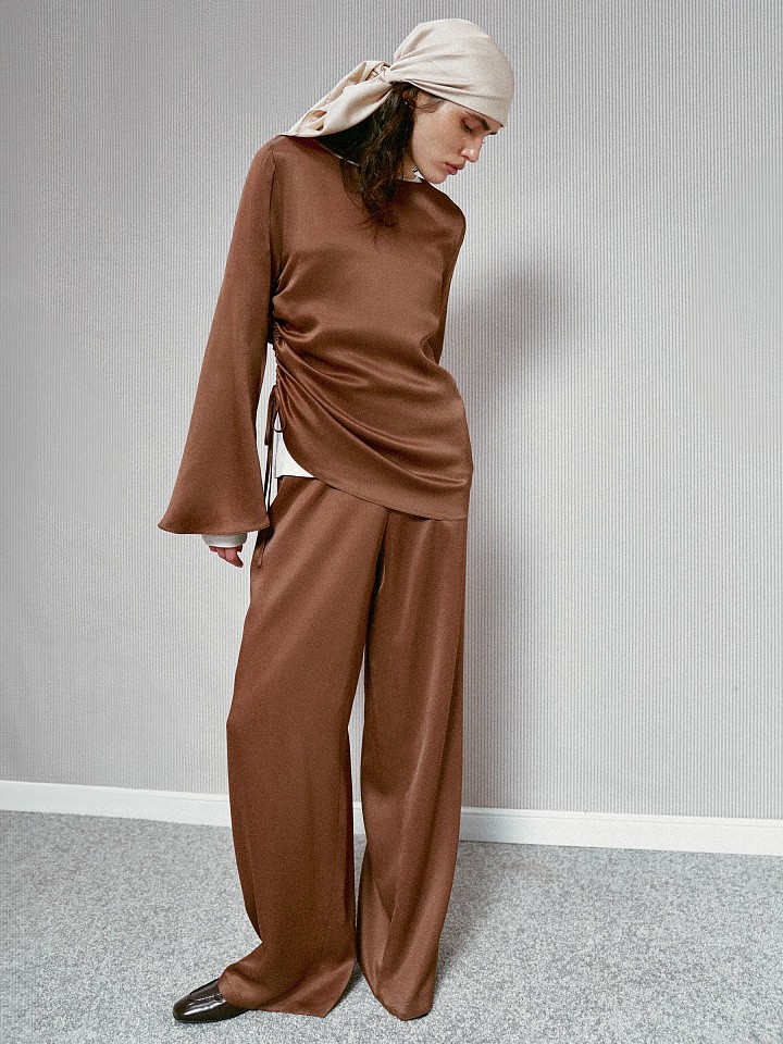 Брюки широкого кроя