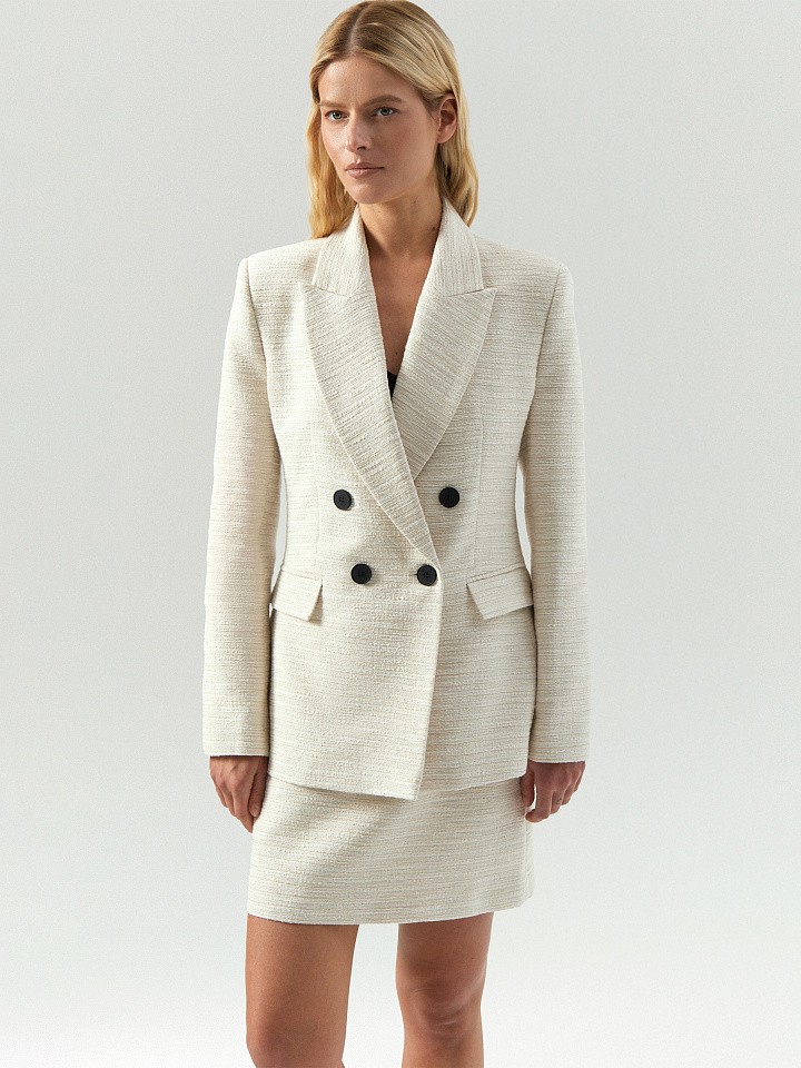 Двубортный жакет из твида с добавлением льна