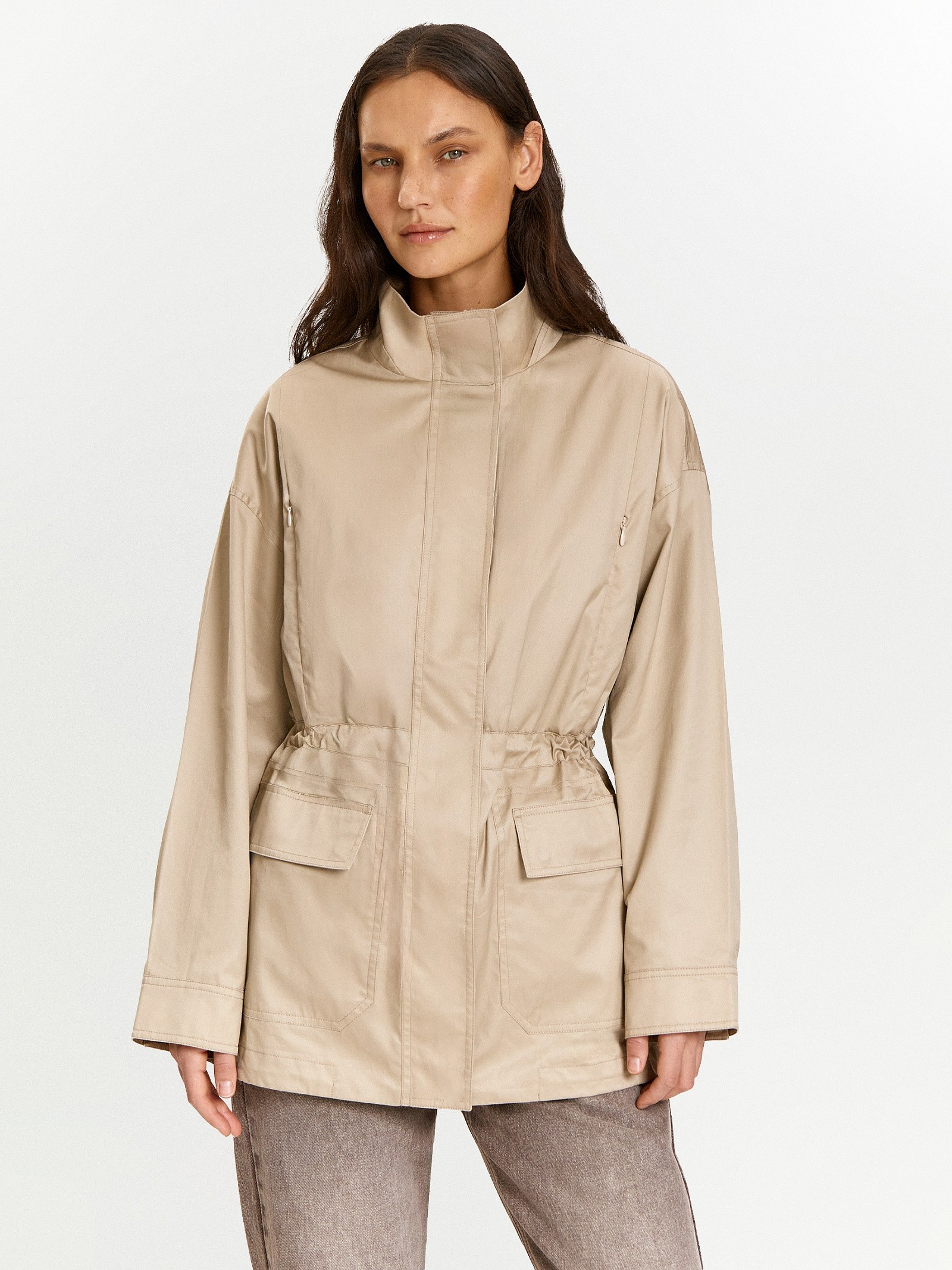 Плащ на молнии