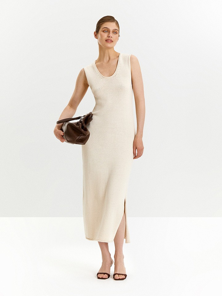 Платье вязаное 