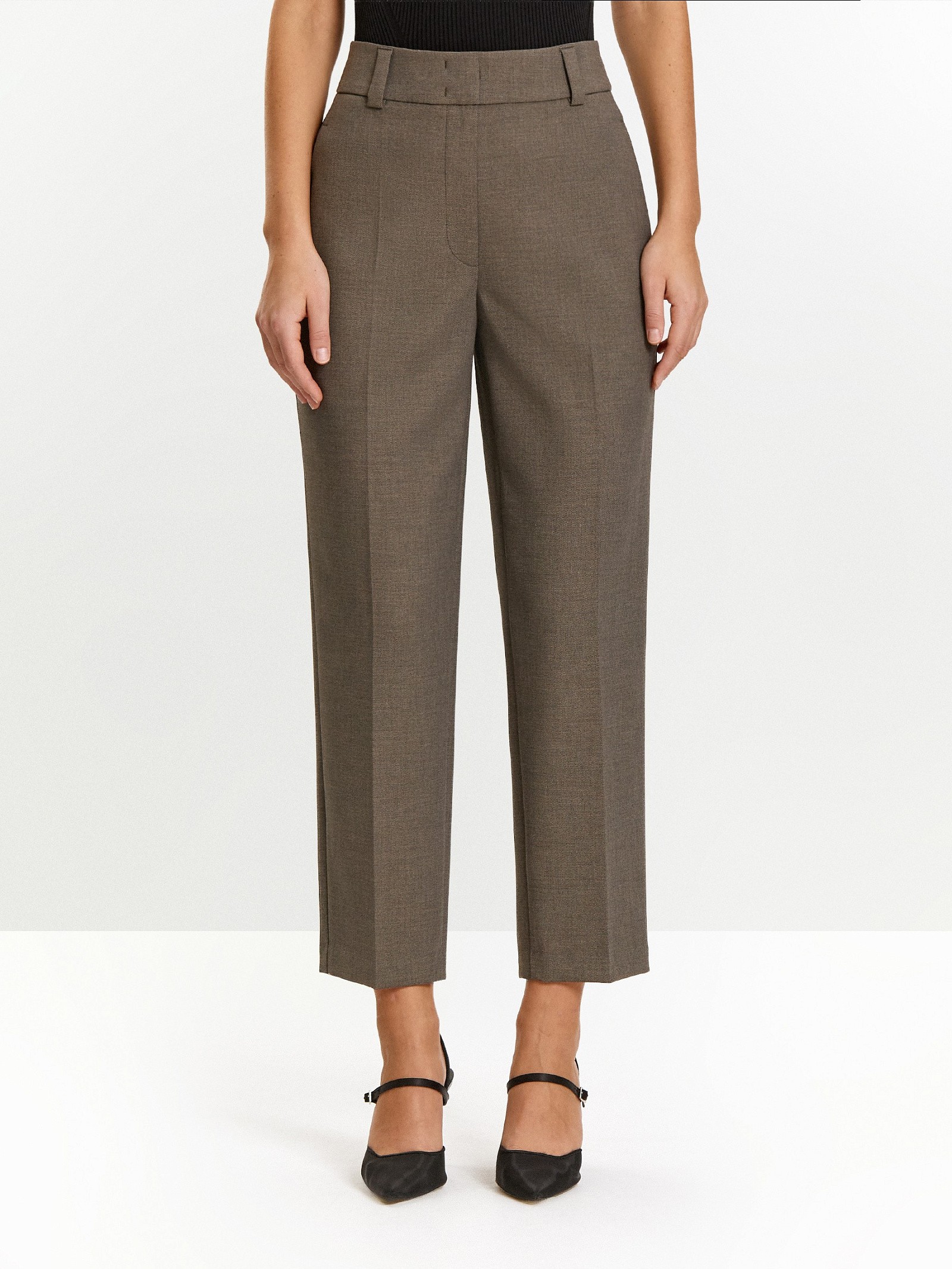 Зауженные брюки