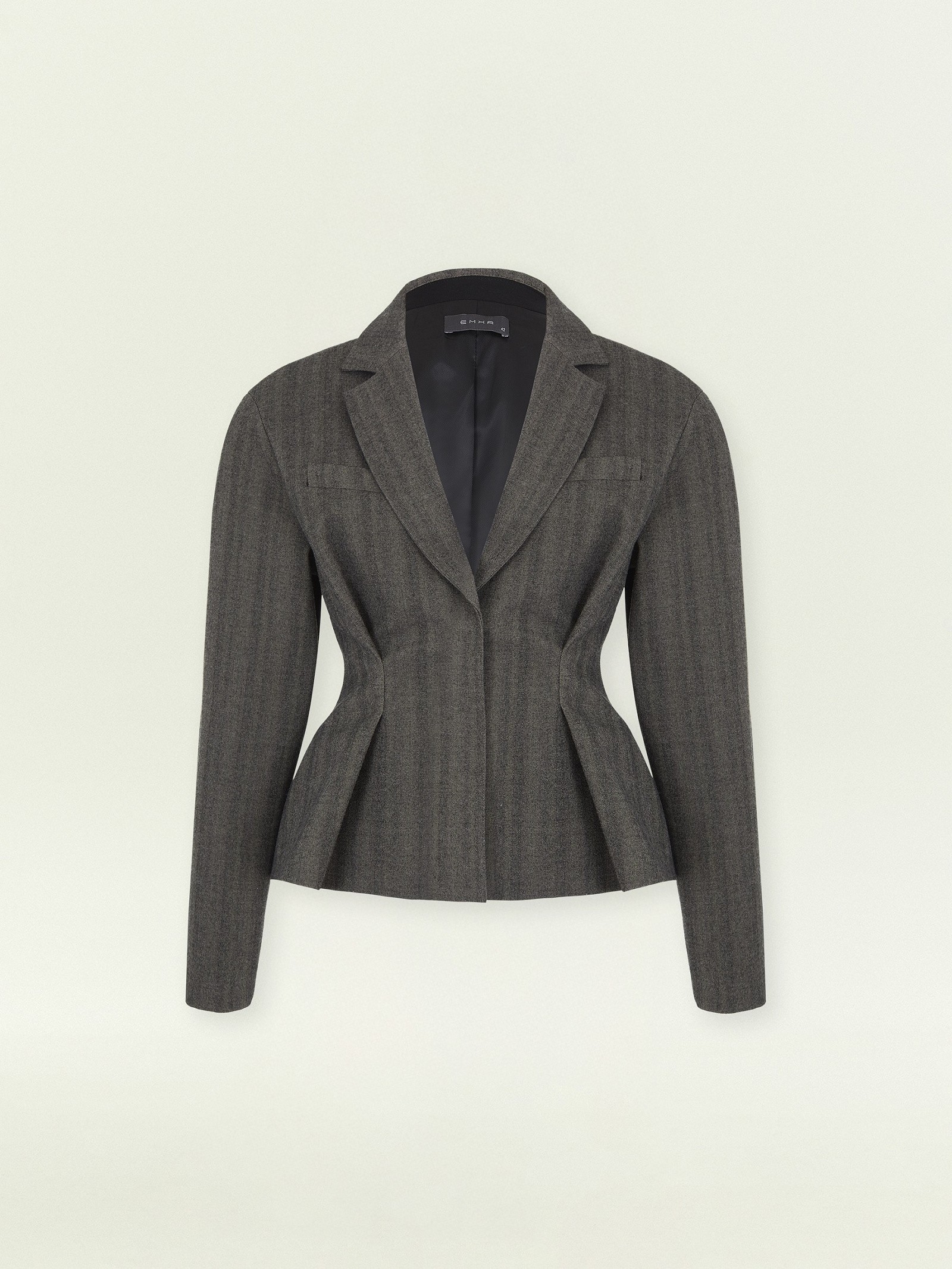 Жакет приталенного кроя