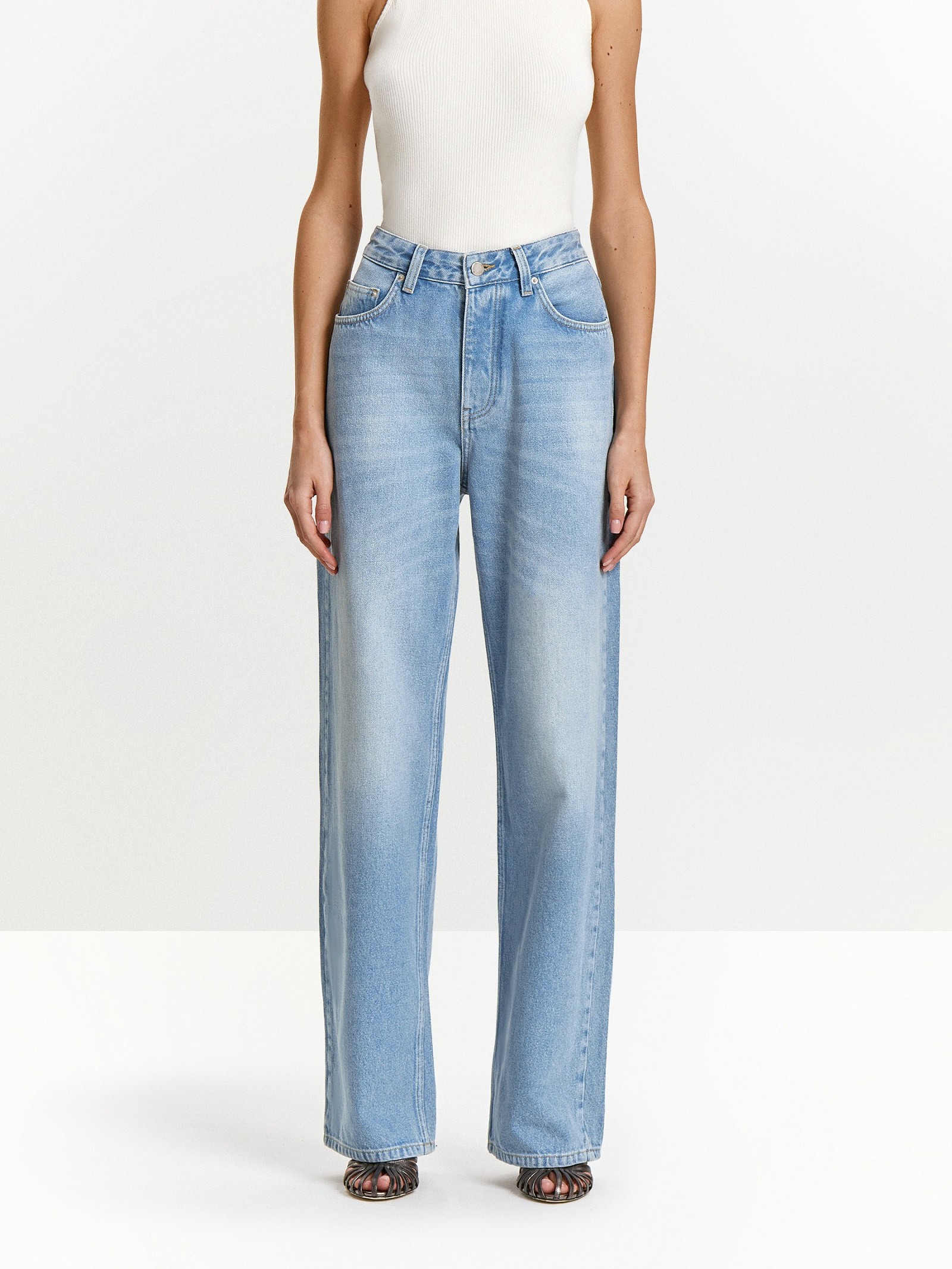 Джинсы Loose Fit 557