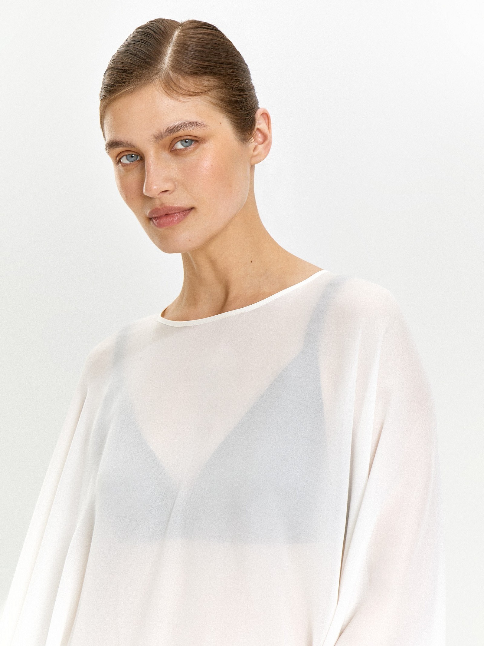 Блузка с длинным рукавом