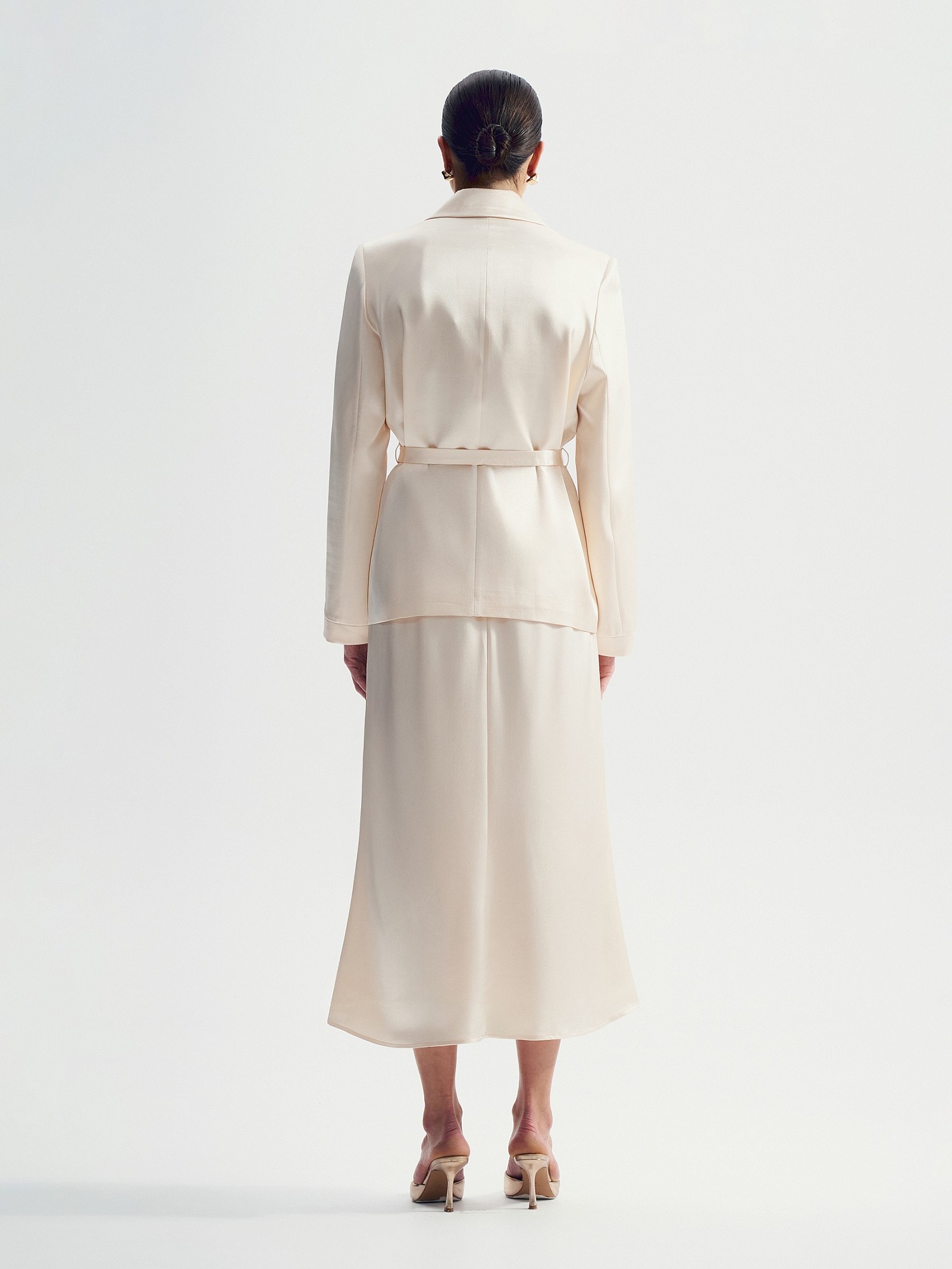 Жакет с поясом