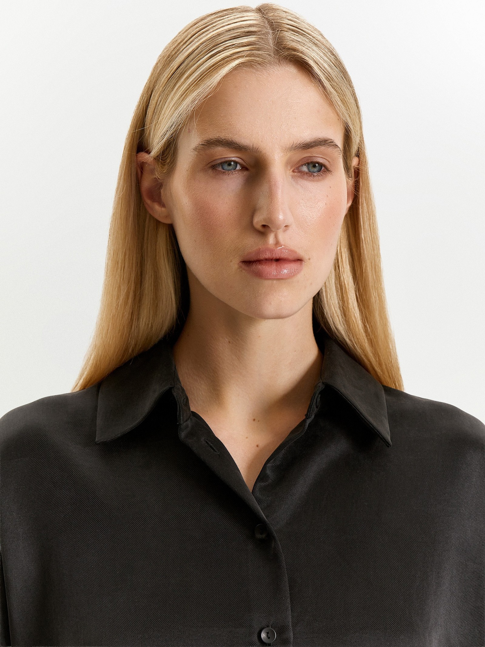 Рубашка однотонная