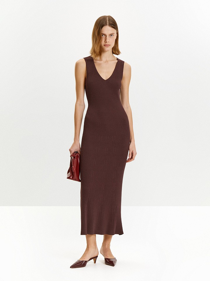 Трикотажное платье из вискозы