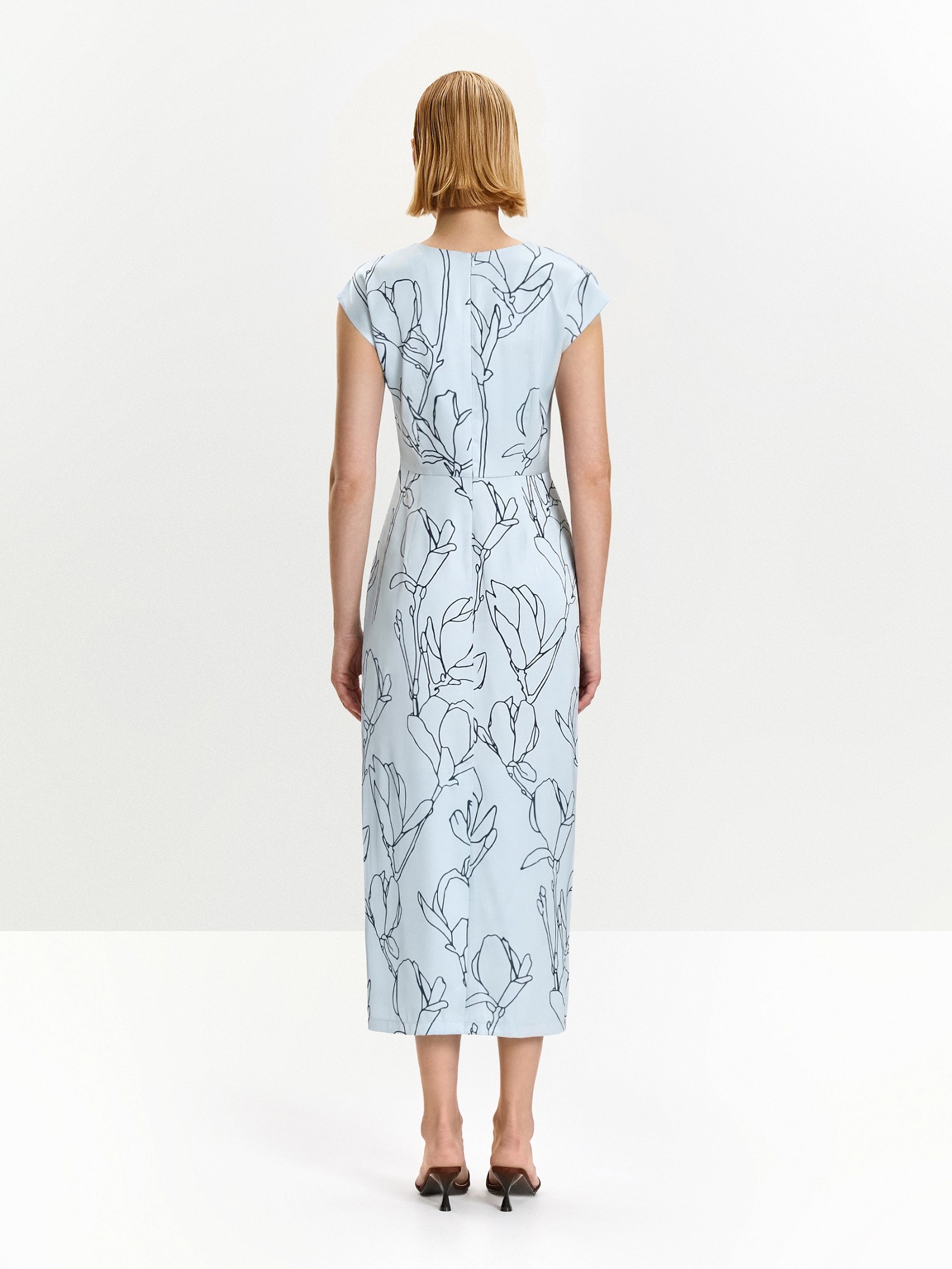 Платье приталенное с принтом