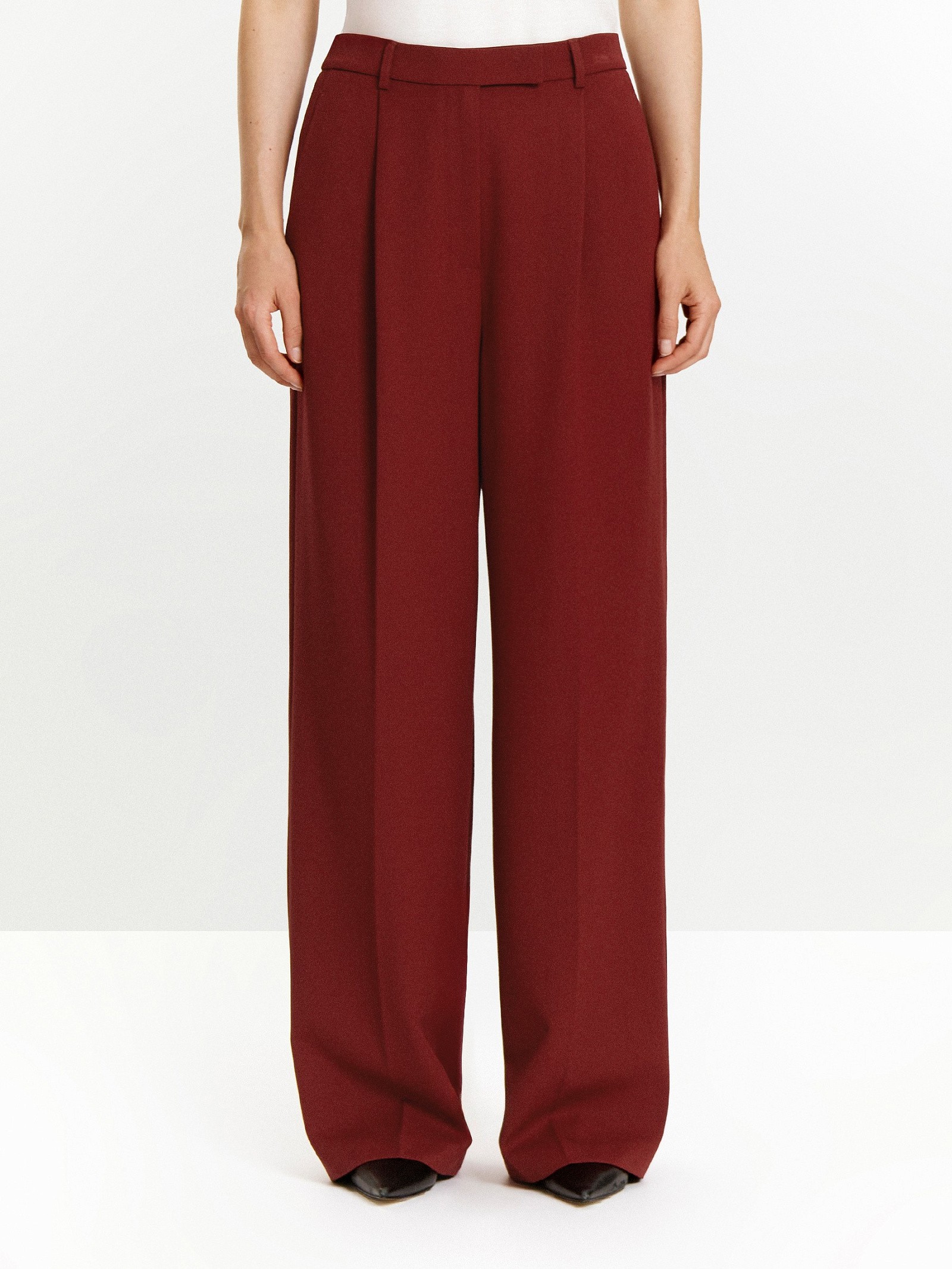 Брюки прямого кроя