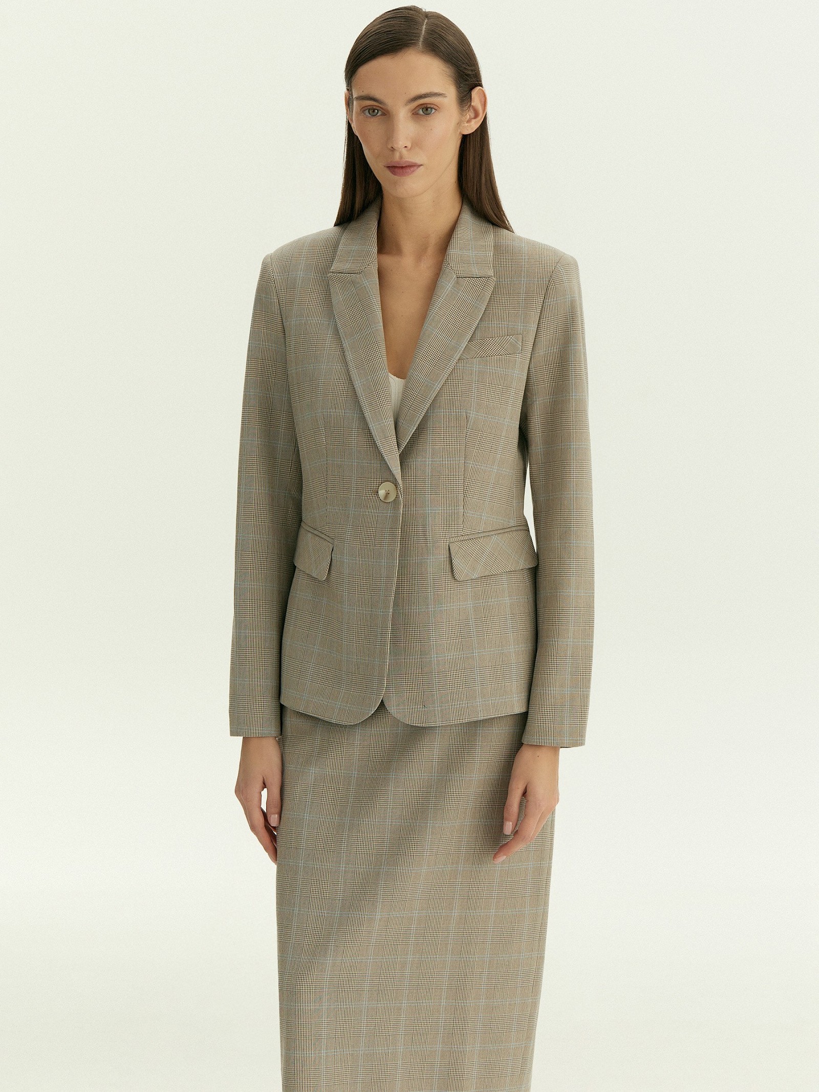 Однобортный жакет в клетку