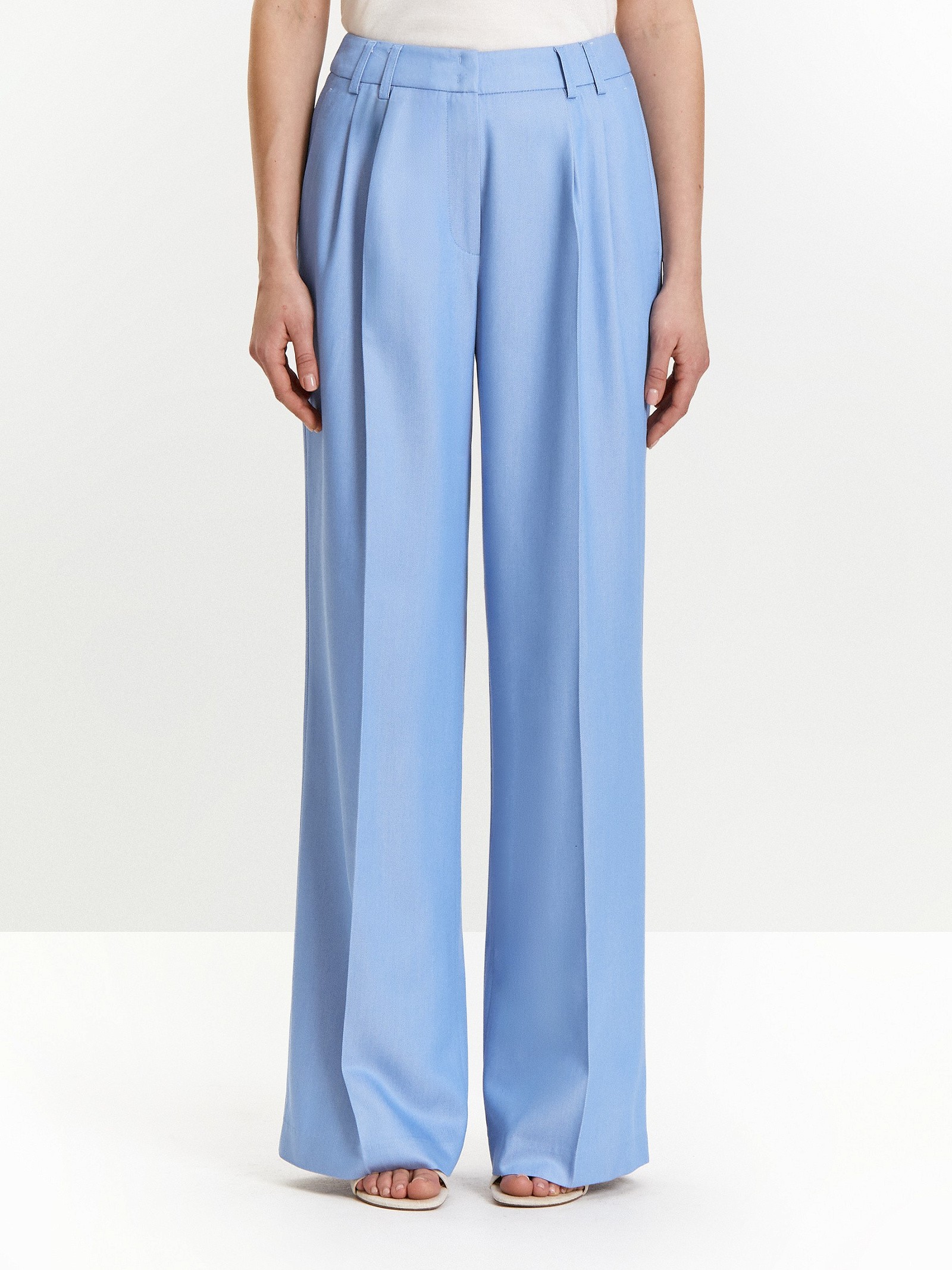 Брюки широкого кроя