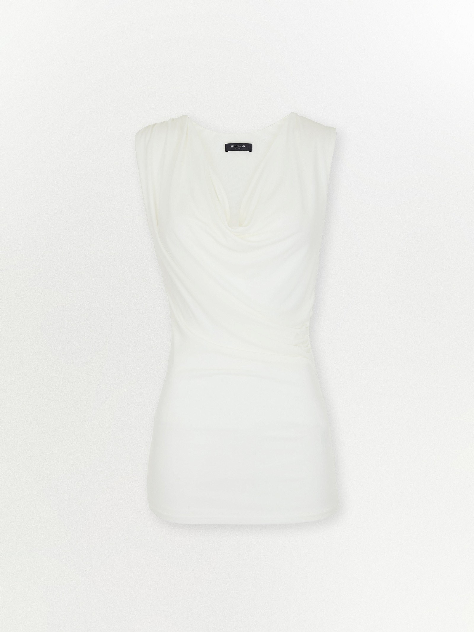 Топ из 100% вискозы с драпировкой