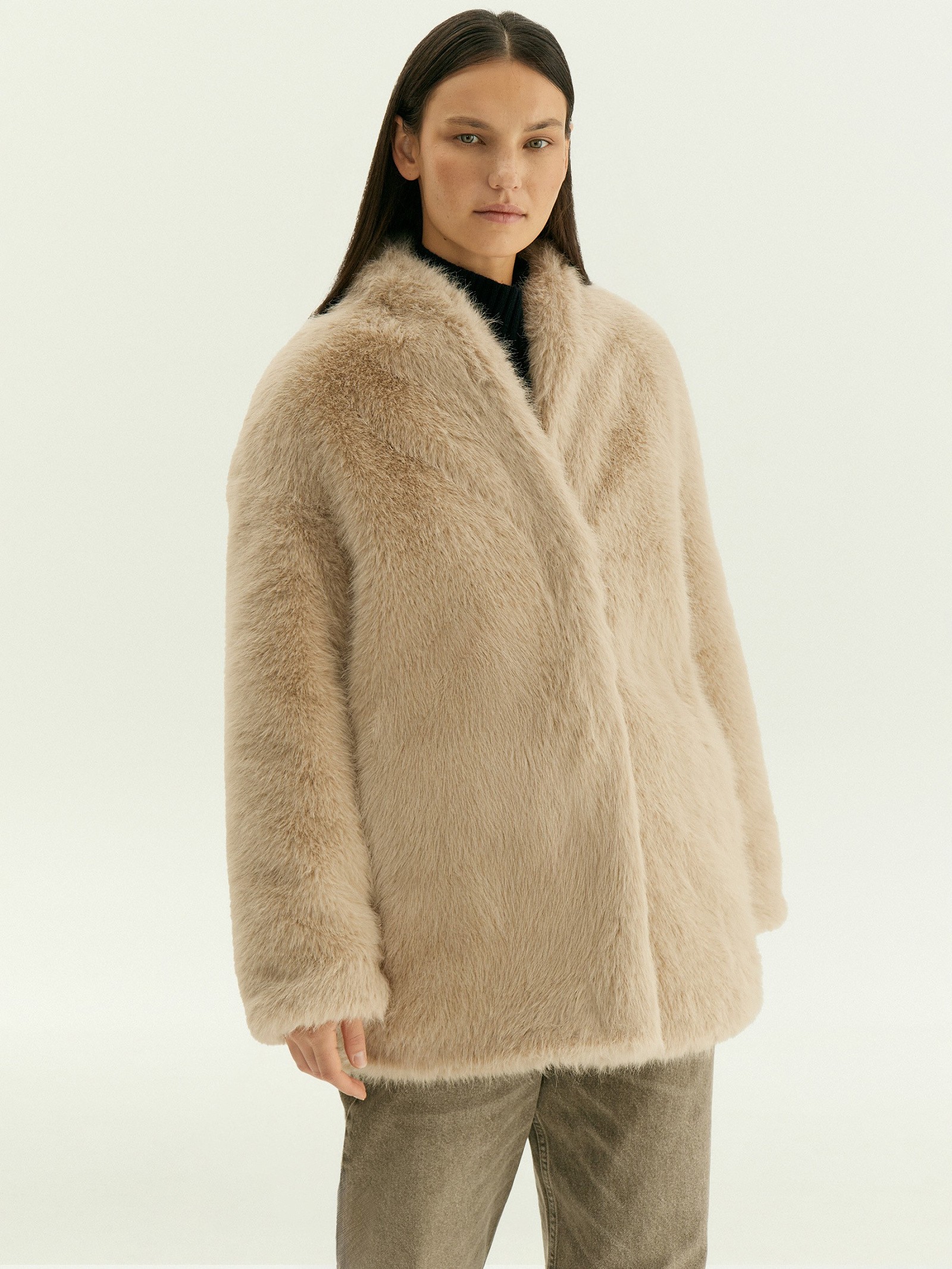 Шуба из экомеха