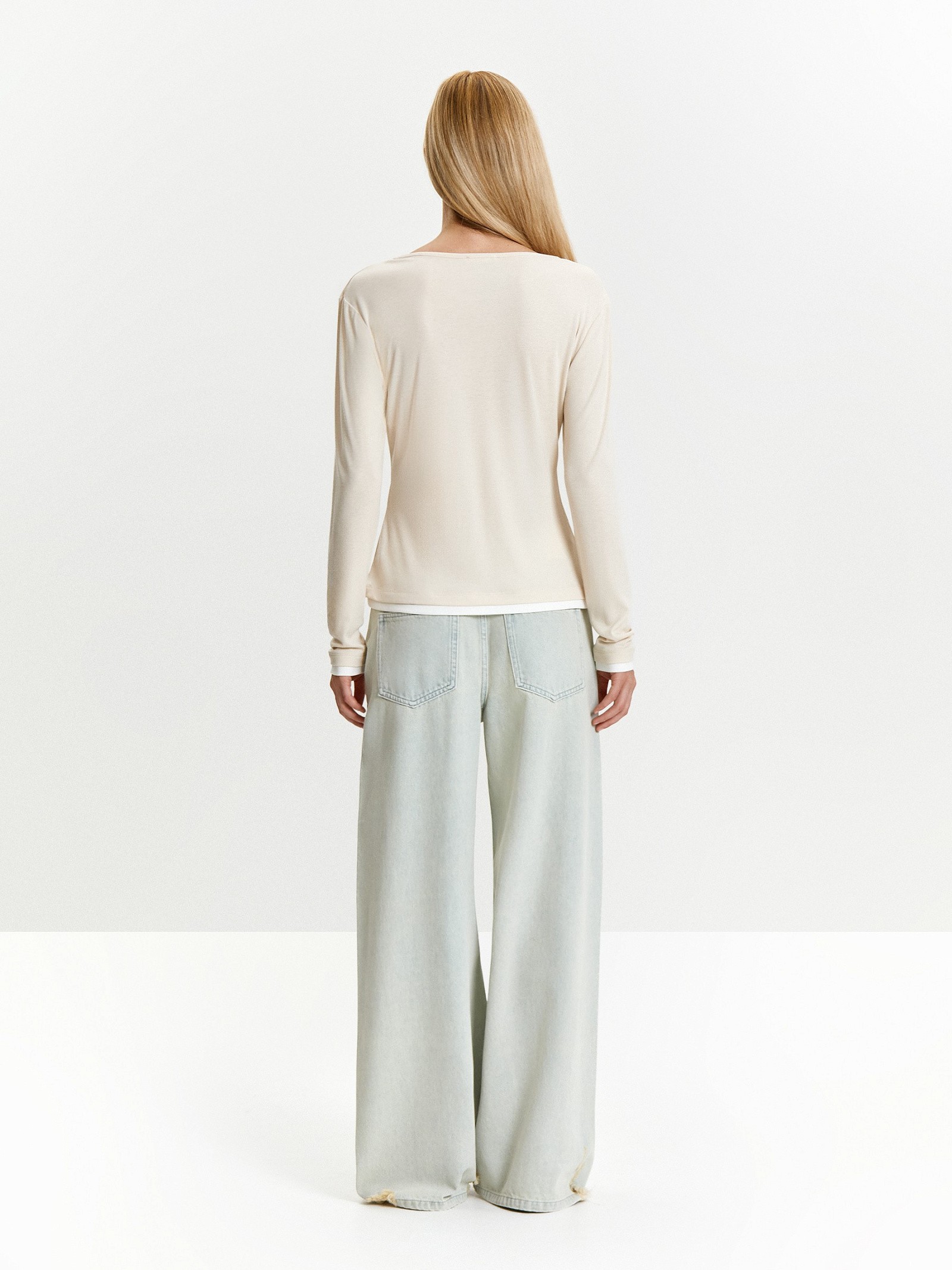 Лонгслив однотонный из вискозы