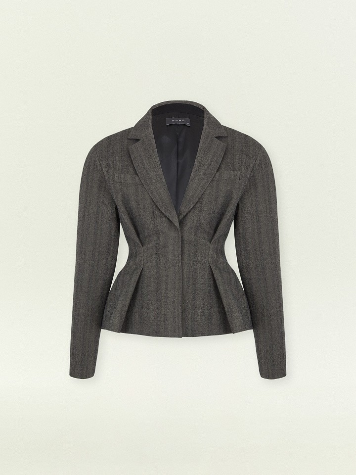 Жакет приталенного кроя