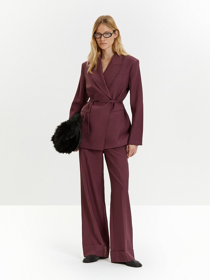 Брюки прямого кроя